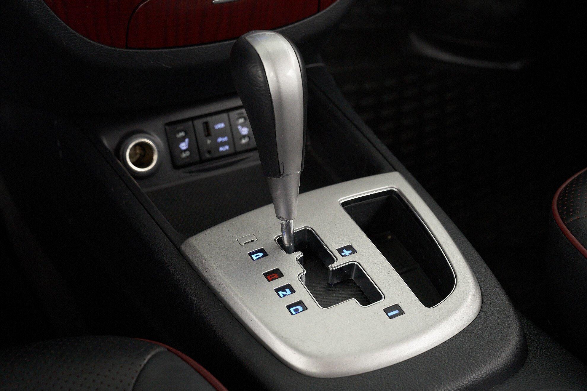 Hyundai Santa Fe 2010, фиолетовый