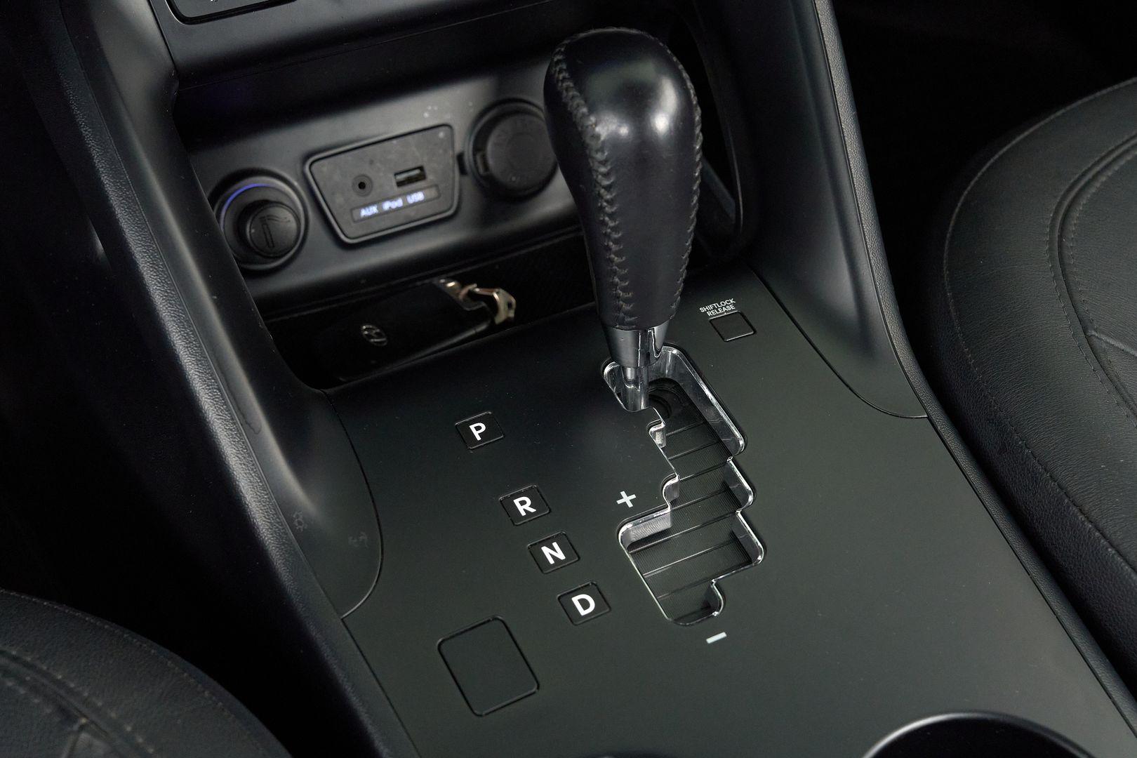 Hyundai ix35 2012, серебряный