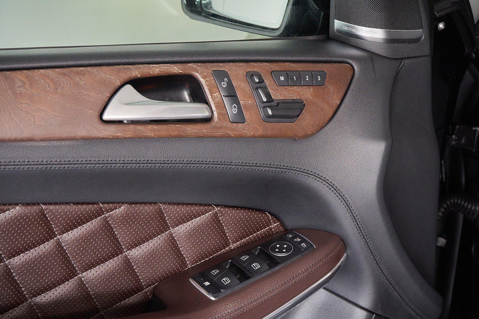 Mercedes-Benz GL-Класс 2012, черный