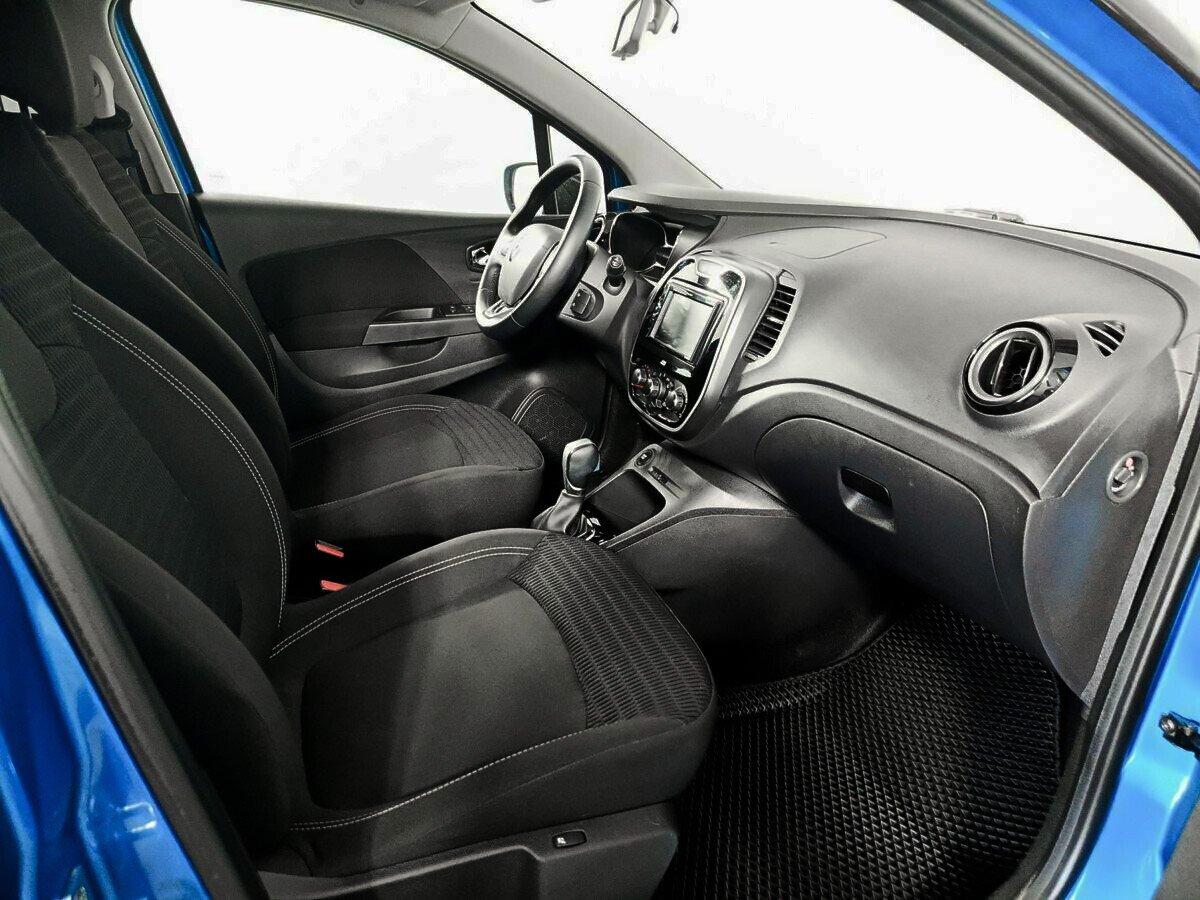 Renault Kaptur 2020, синий