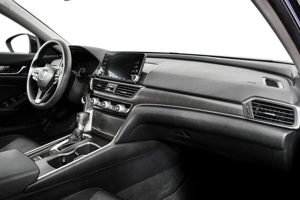 Honda Accord 2018, черный