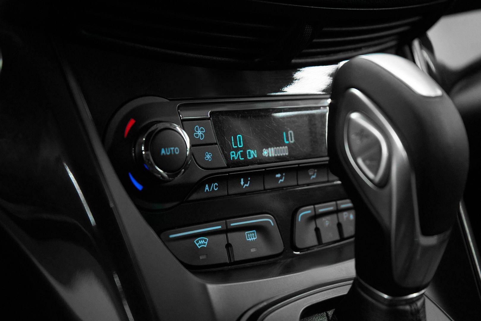 Ford Kuga 2014, черный