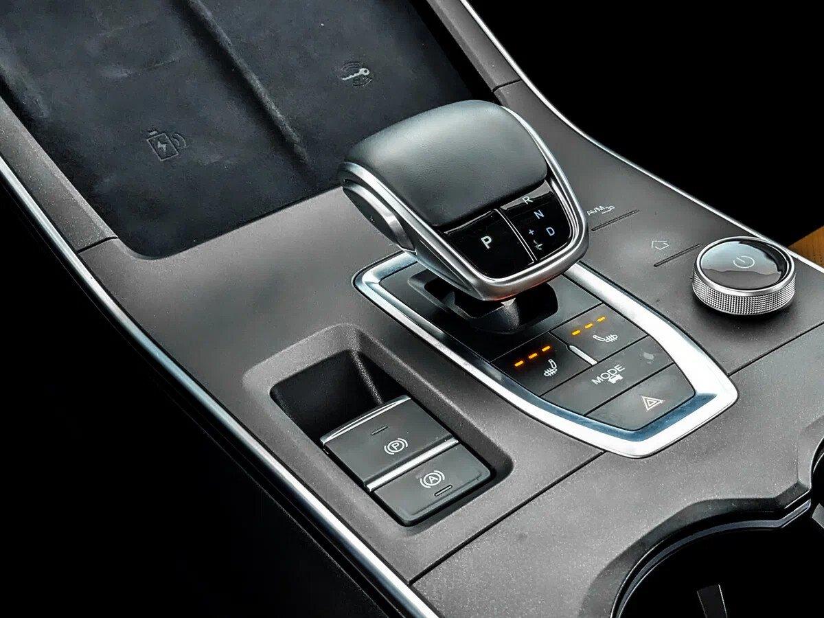Omoda C5 2022, серый