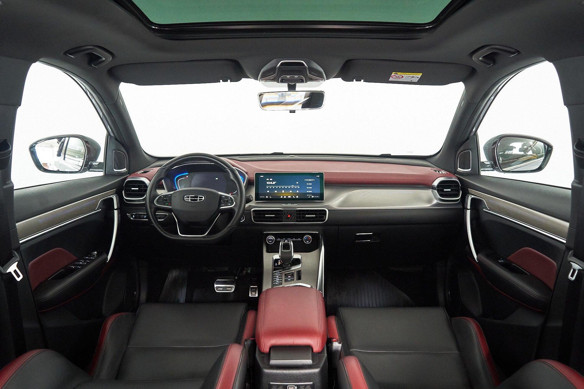Geely Coolray 2020, серебряный