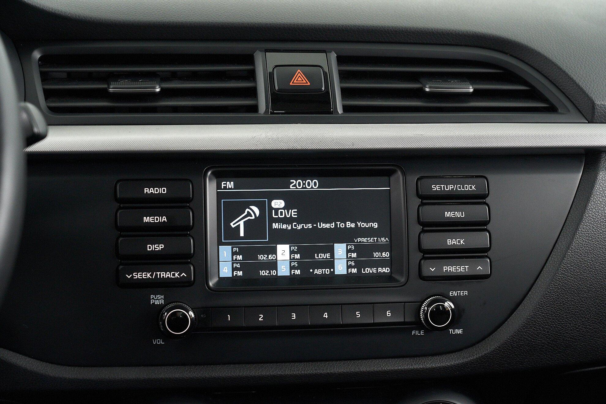 Kia Rio 2019, белый
