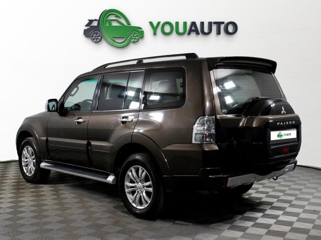 Mitsubishi Pajero 2018, коричневый