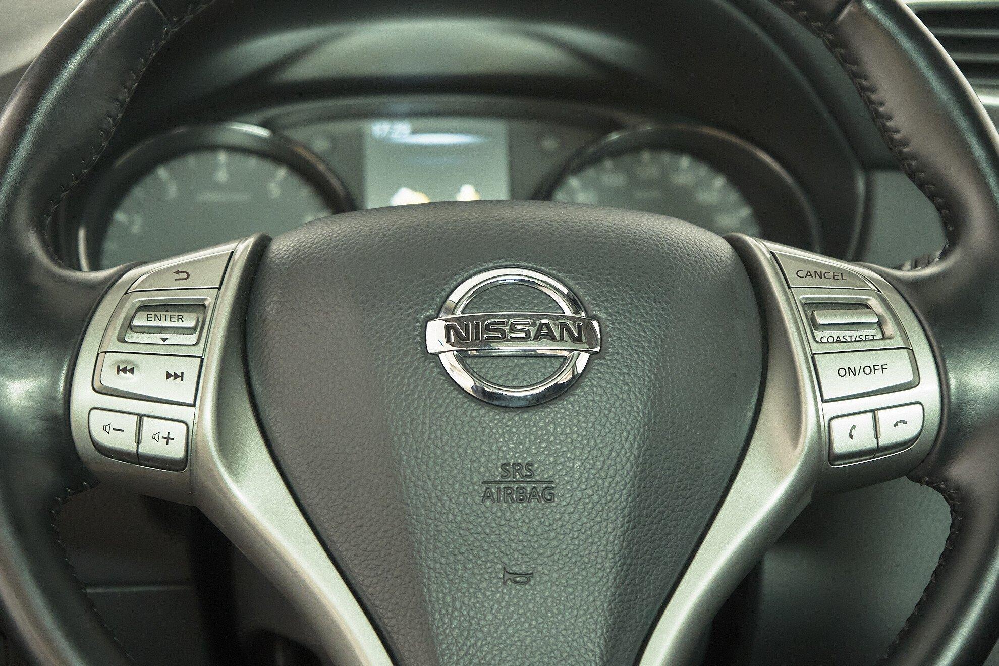 Nissan Qashqai 2018, синий