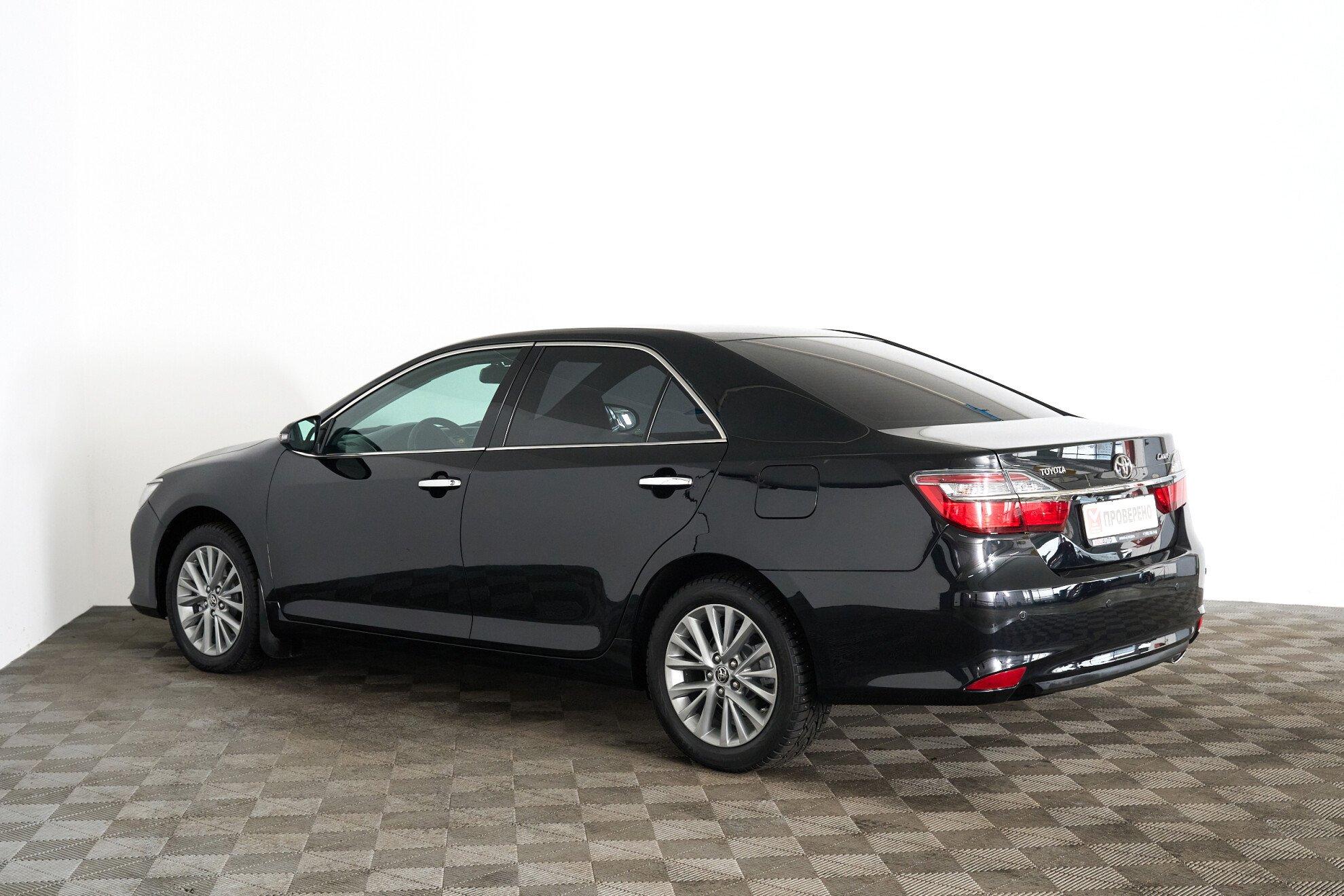 Toyota Camry 2016, черный