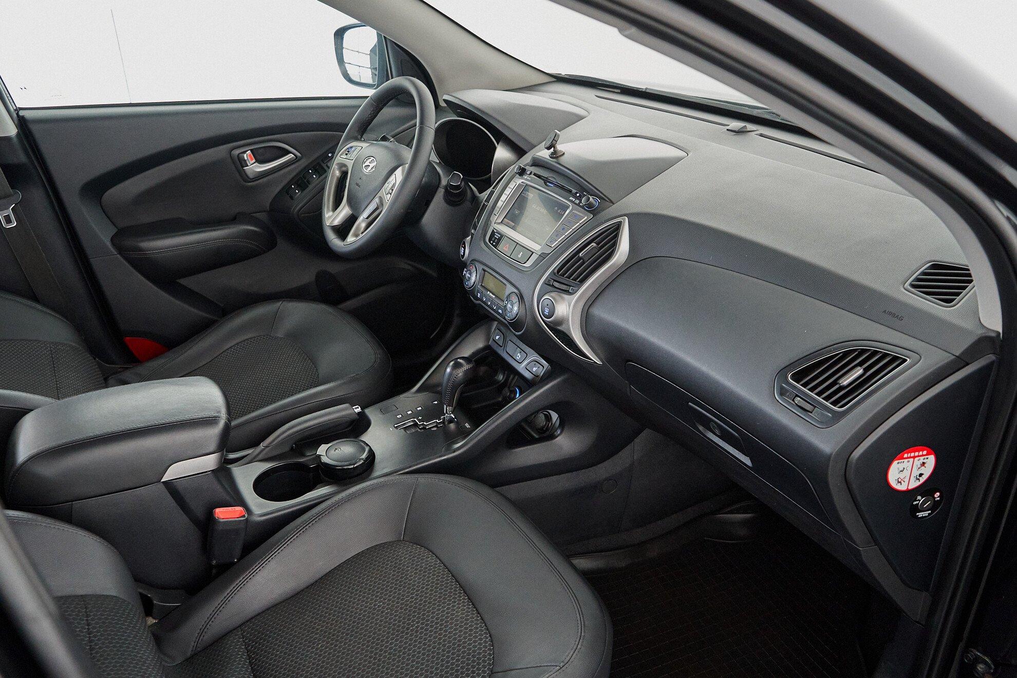 Hyundai ix35 2010, черный