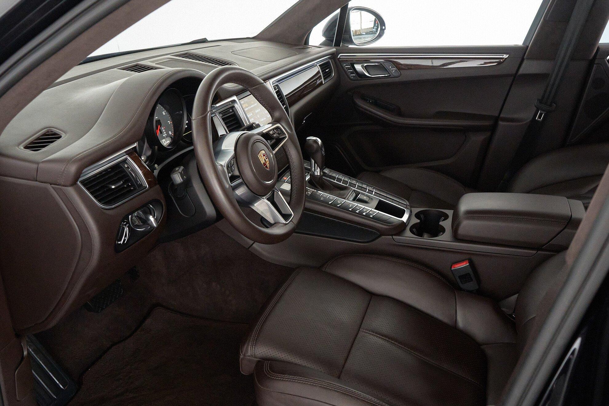 Porsche Macan 2014, черный