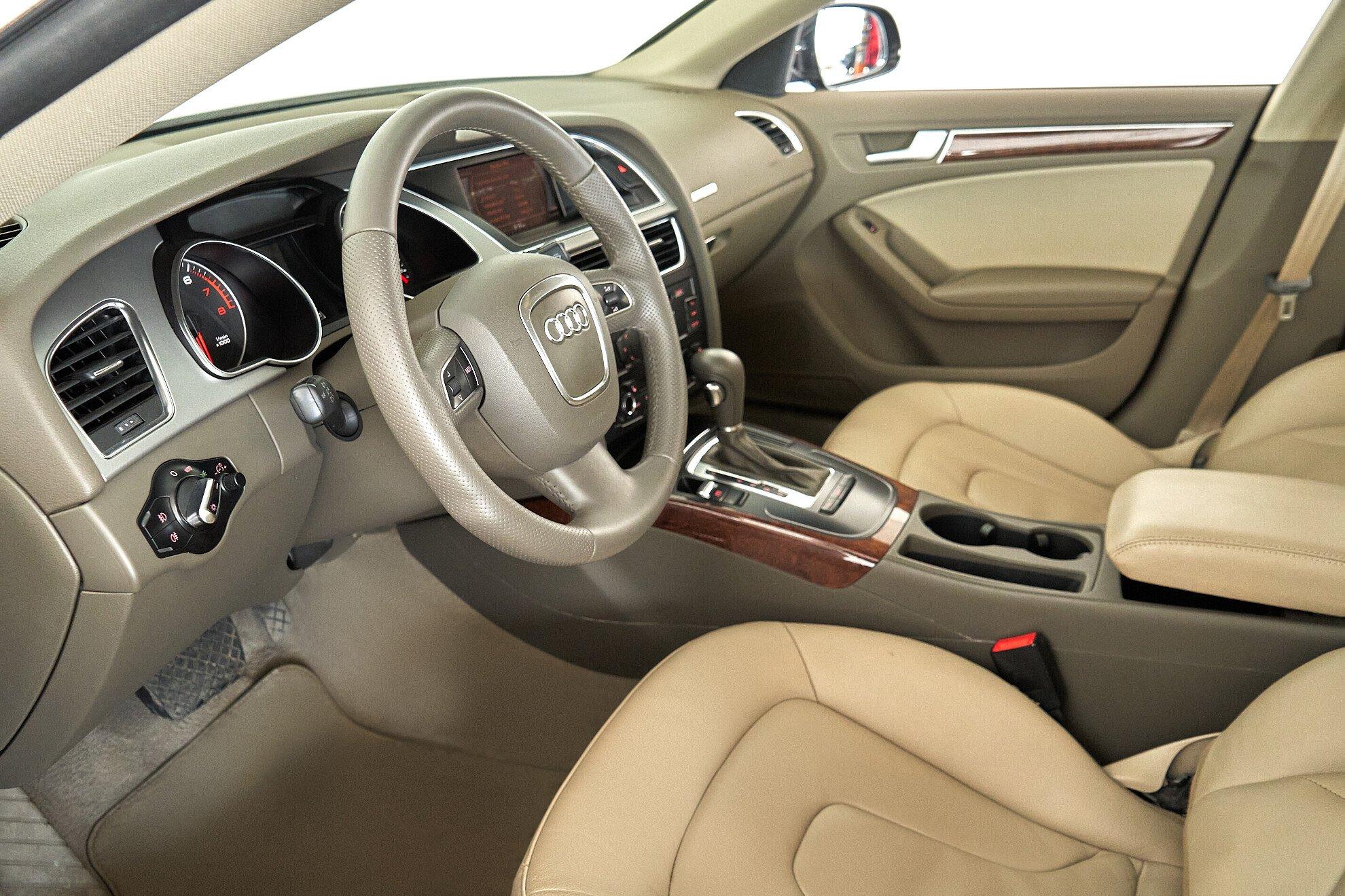 Audi A5 2011, черный