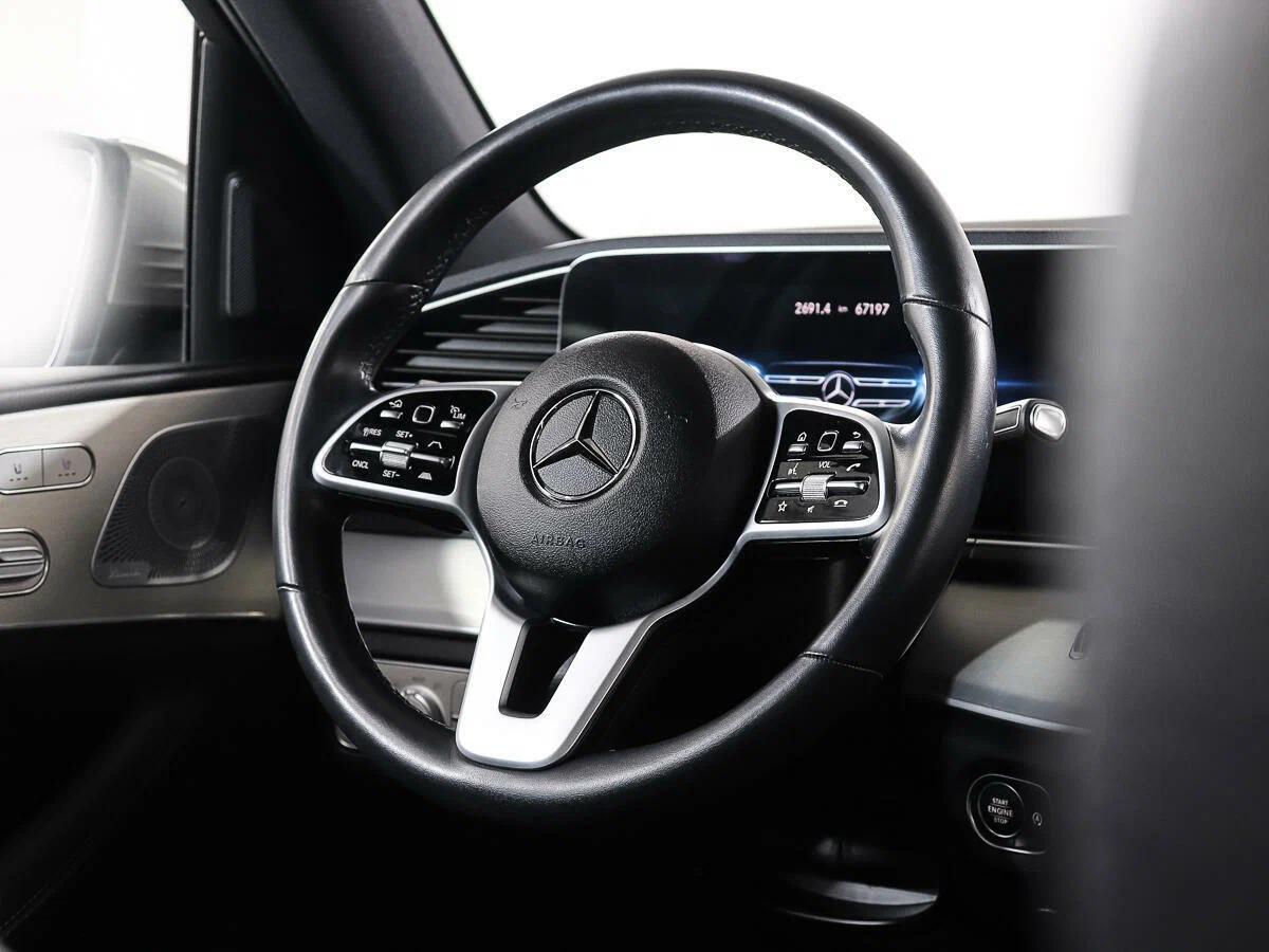 Mercedes-Benz GLE 2021, коричневый