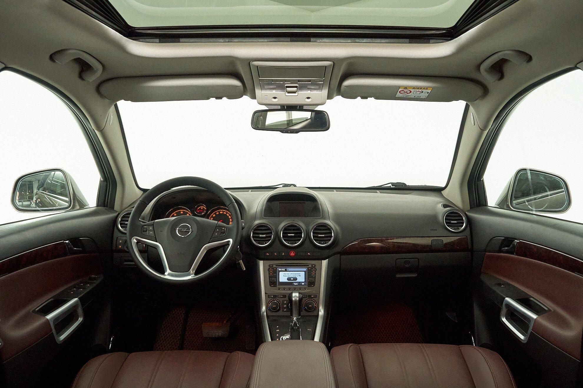 Opel Antara 2014, коричневый