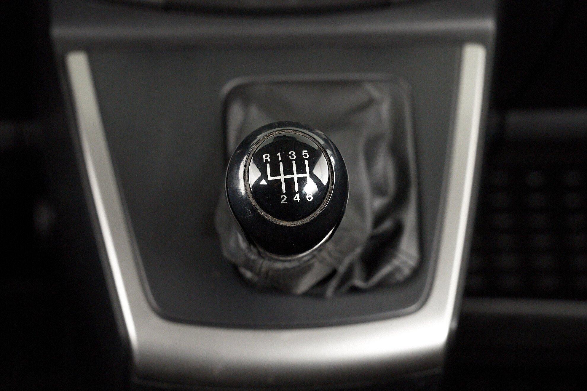 Mazda 5 2009, черный