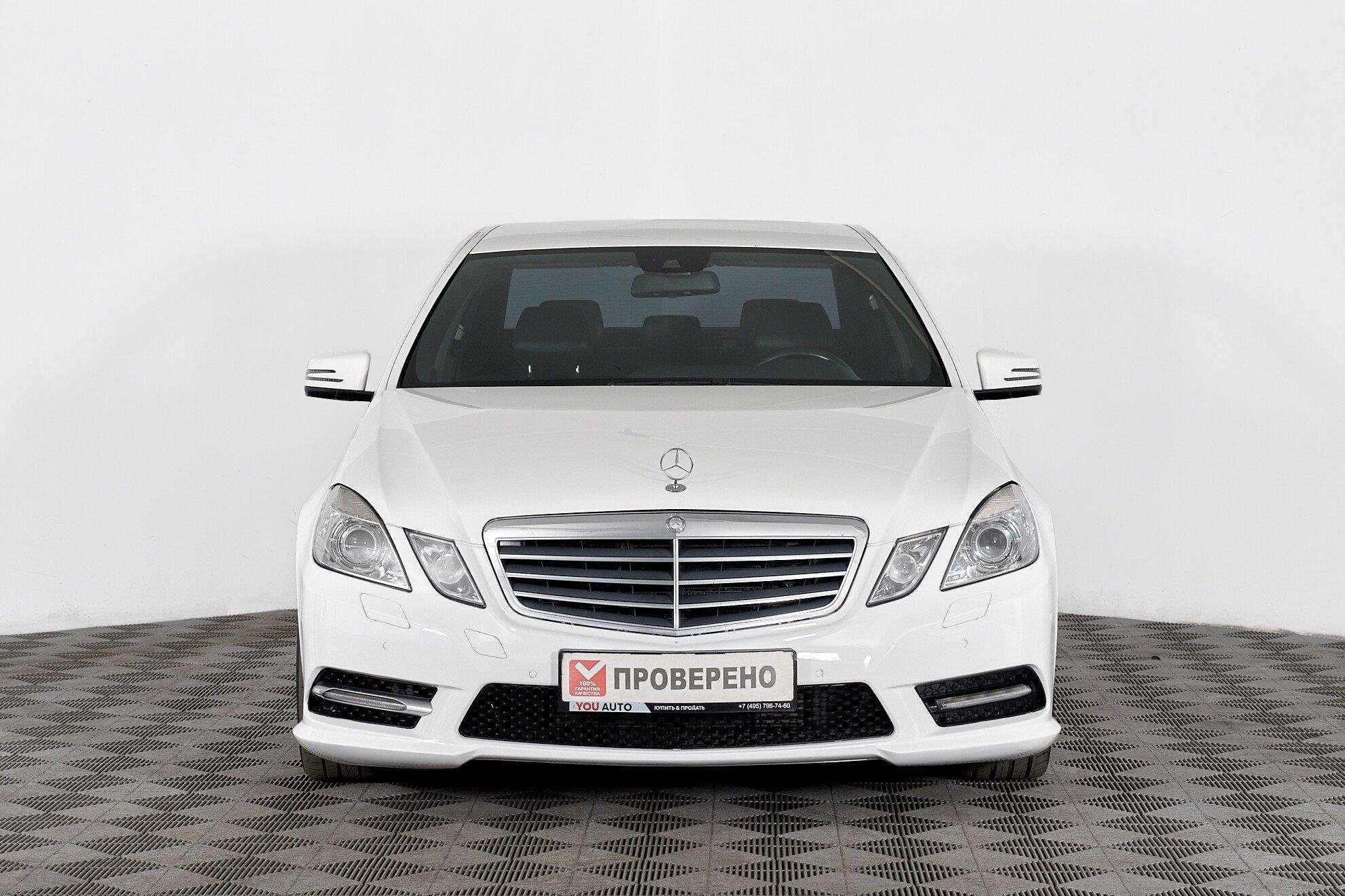 Mercedes-Benz E-Класс 2012, белый