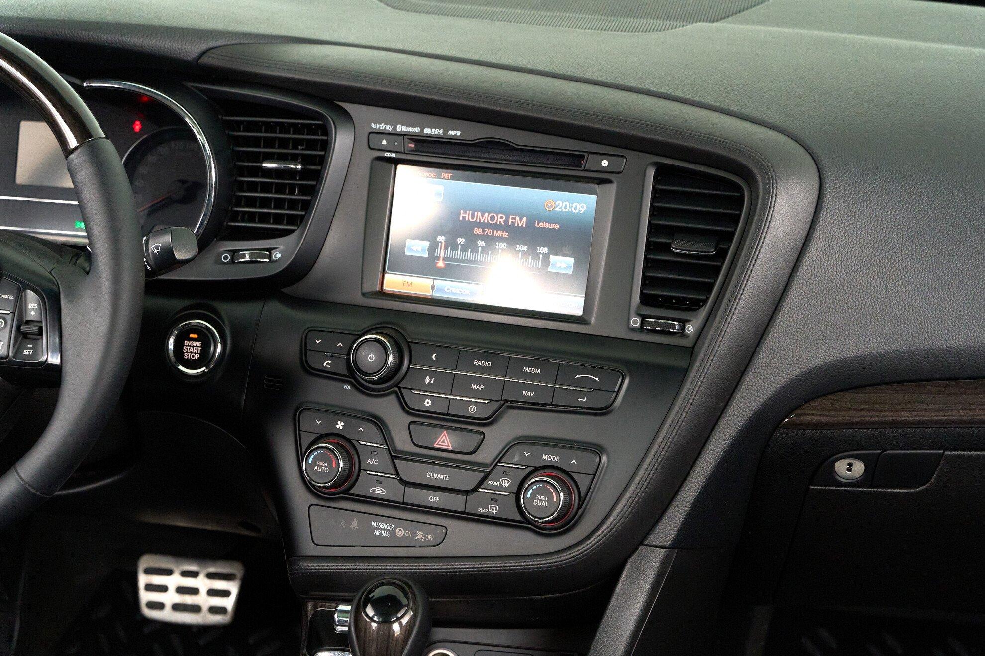 Kia Optima 2011, серебряный