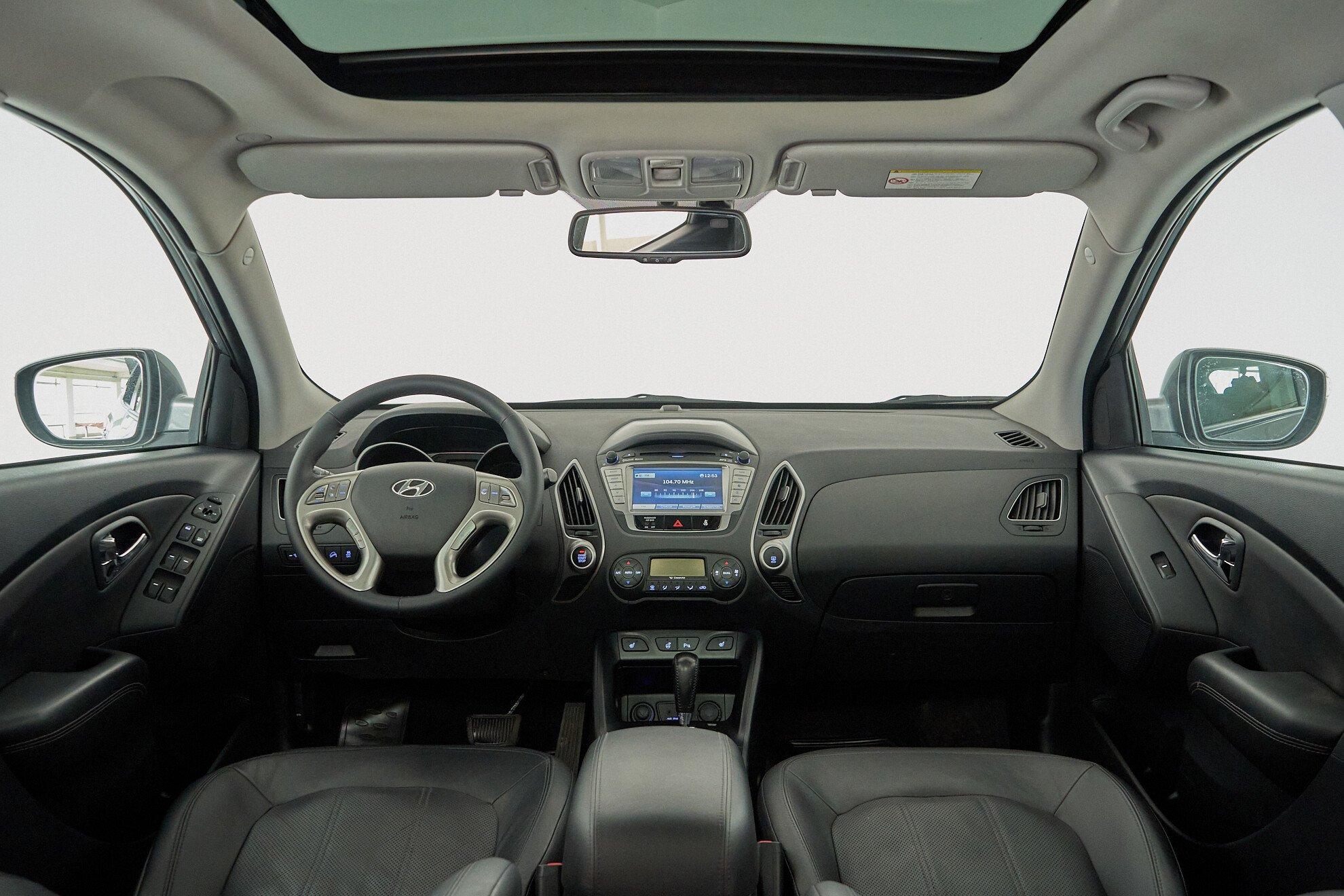 Hyundai ix35 2010, серый