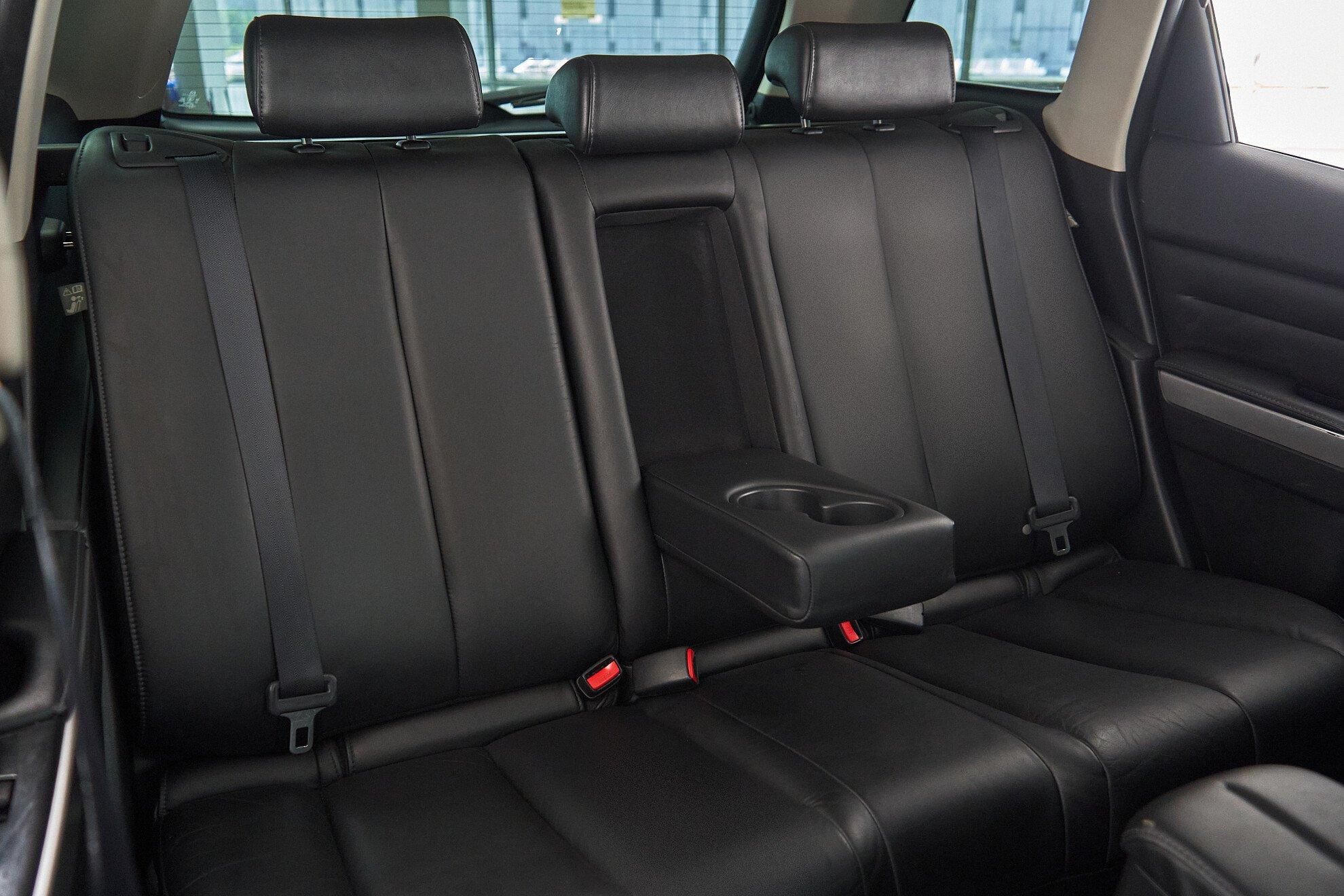 Mazda CX-7 2011, черный