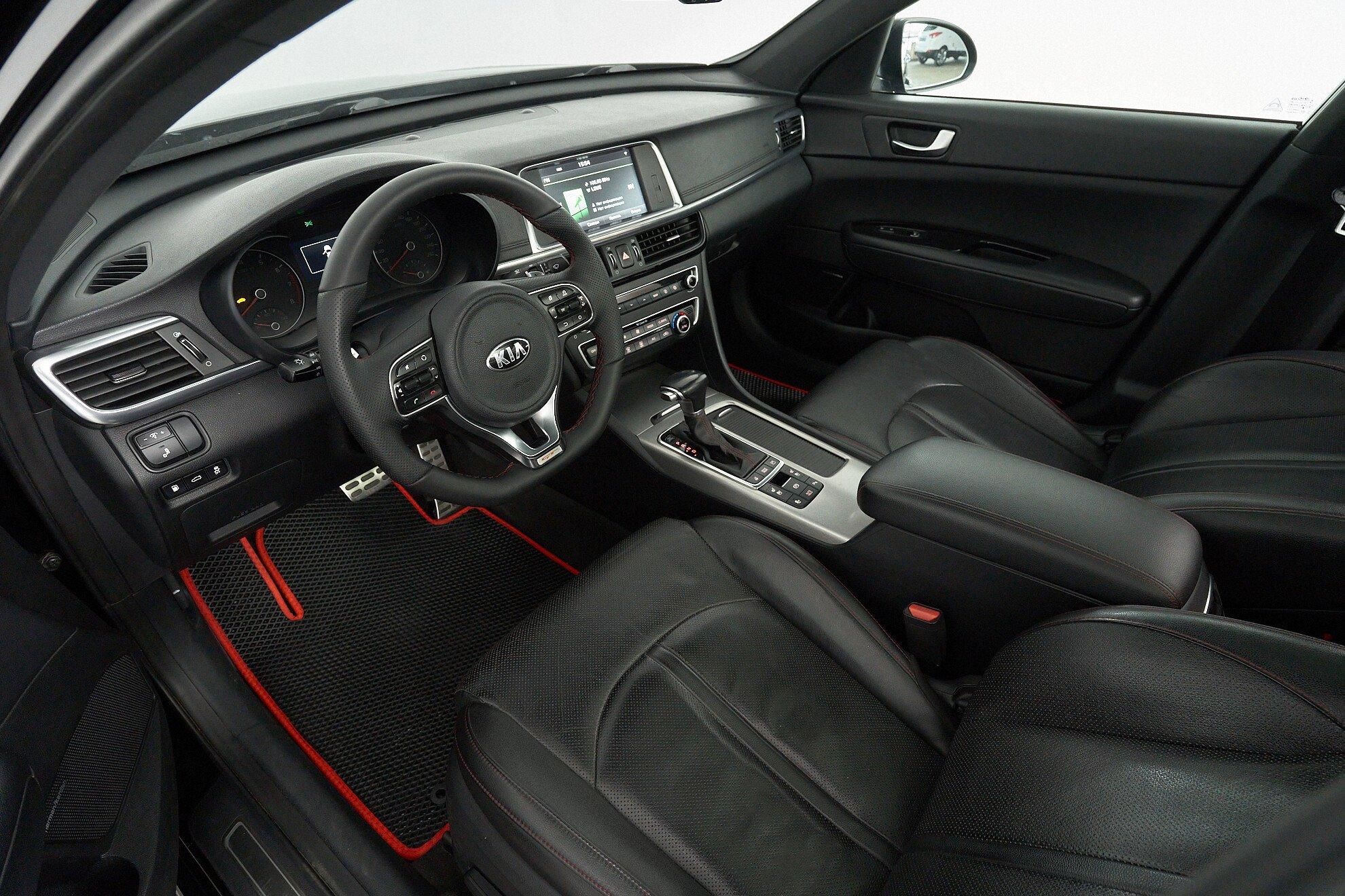 Kia Optima 2016, черный