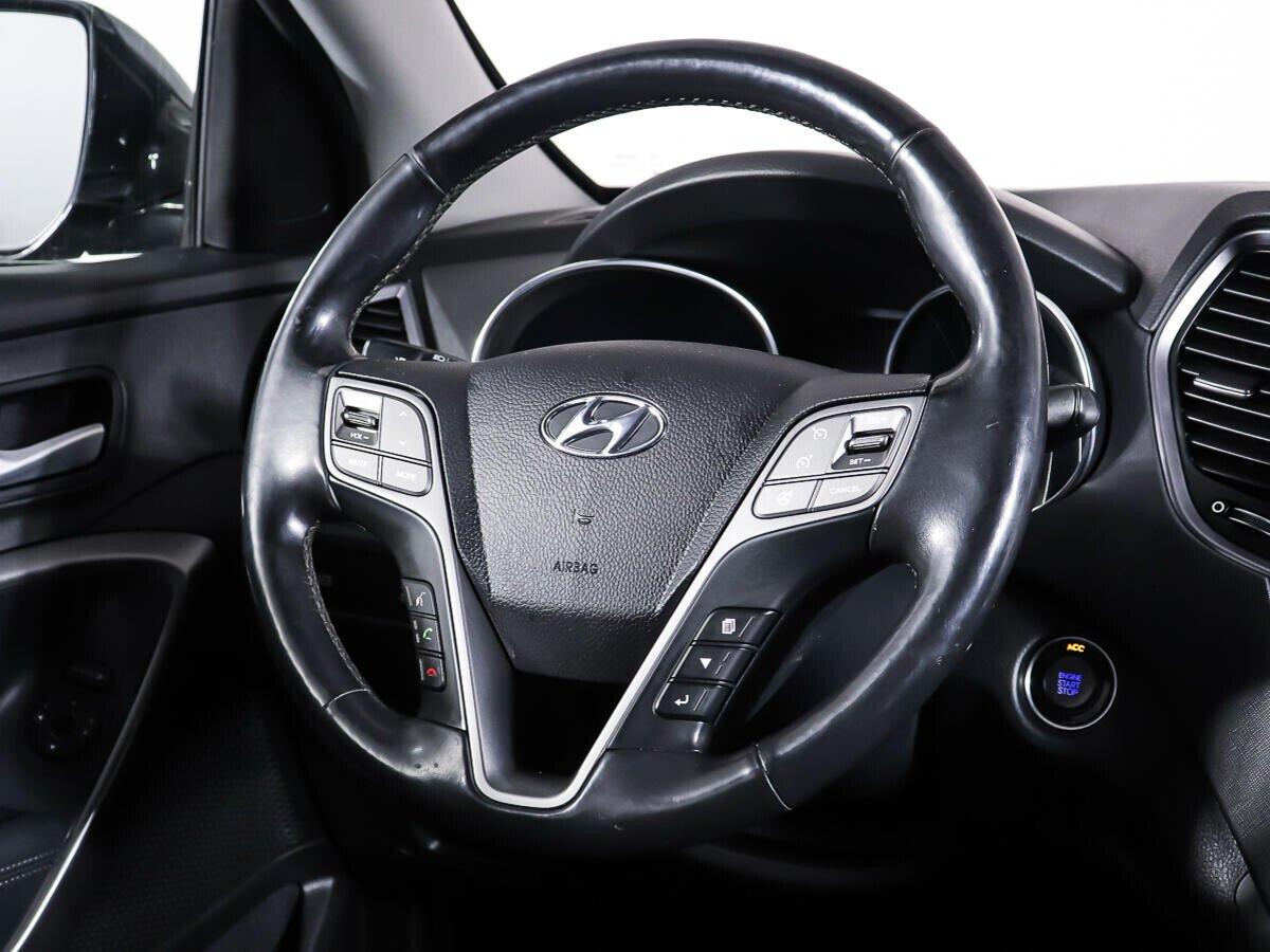 Hyundai Santa Fe 2015, серебряный