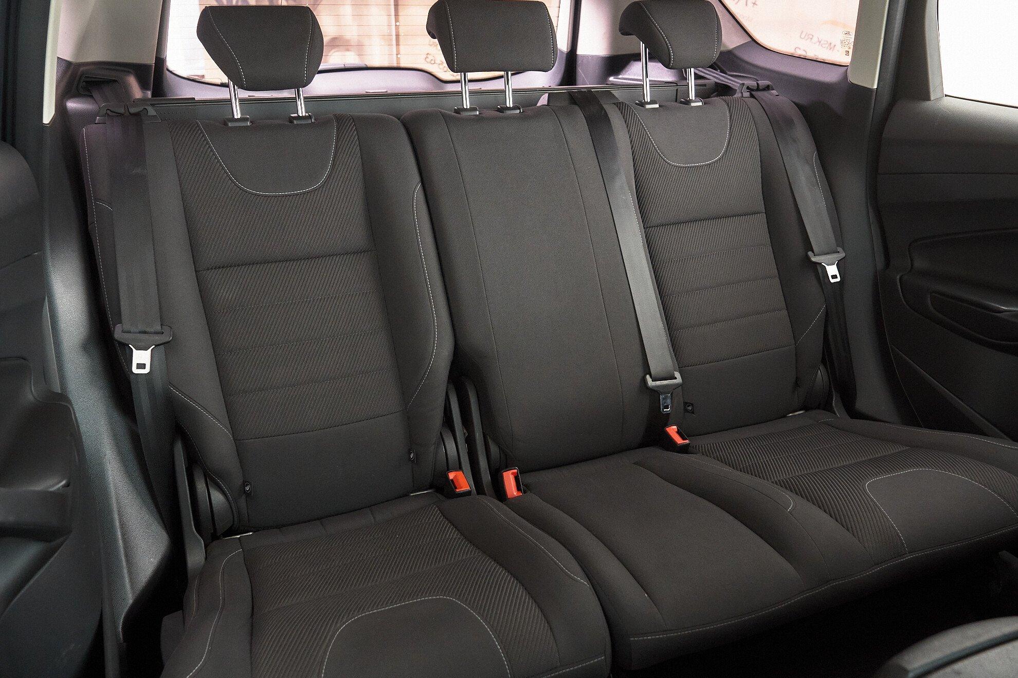 Ford Kuga 2016, черный