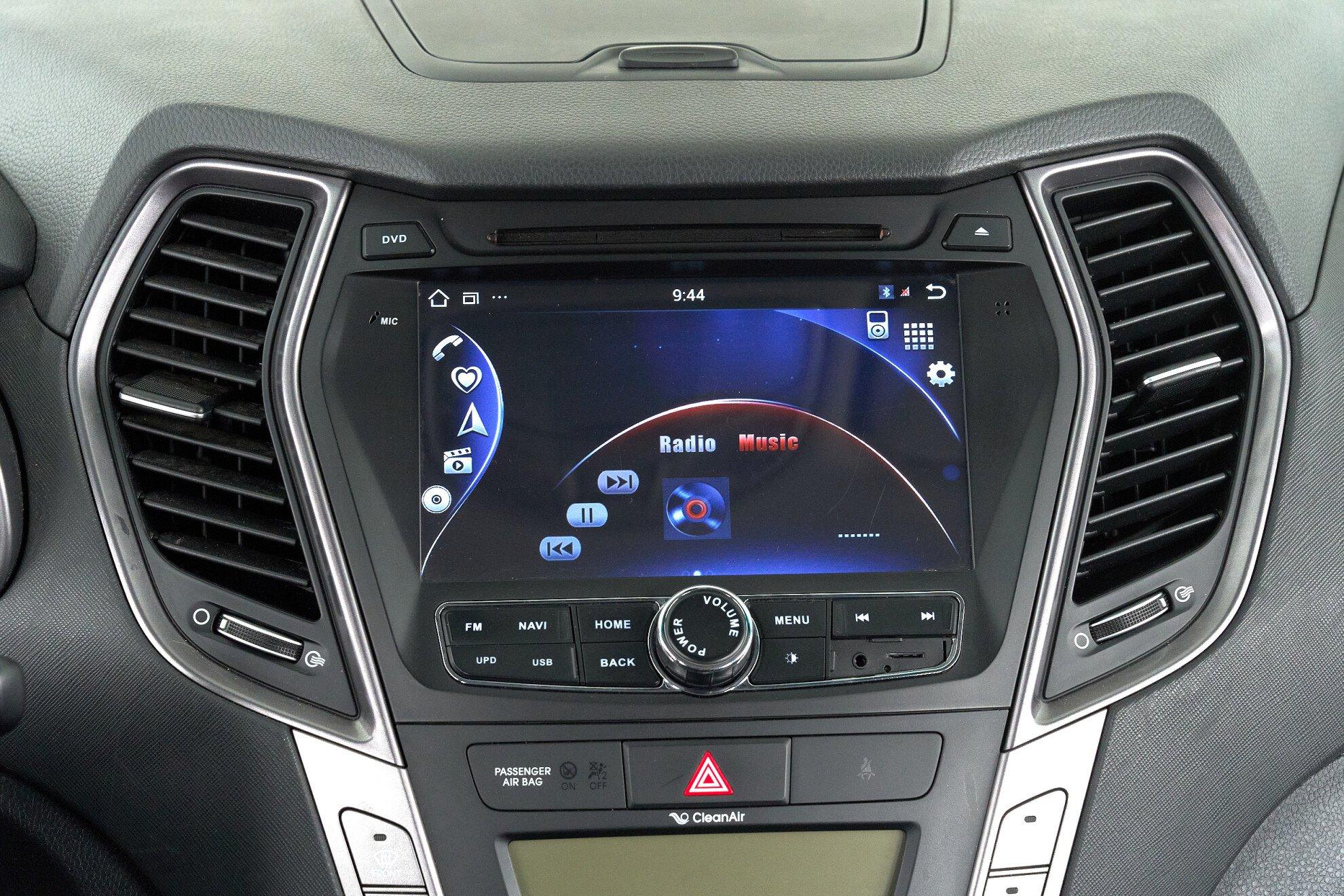 Hyundai Santa Fe 2015, серый