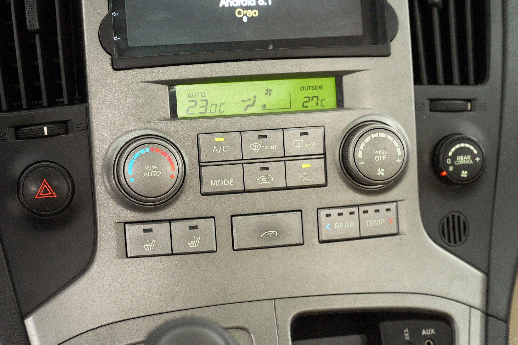 Hyundai Grand Starex 2008, серебряный