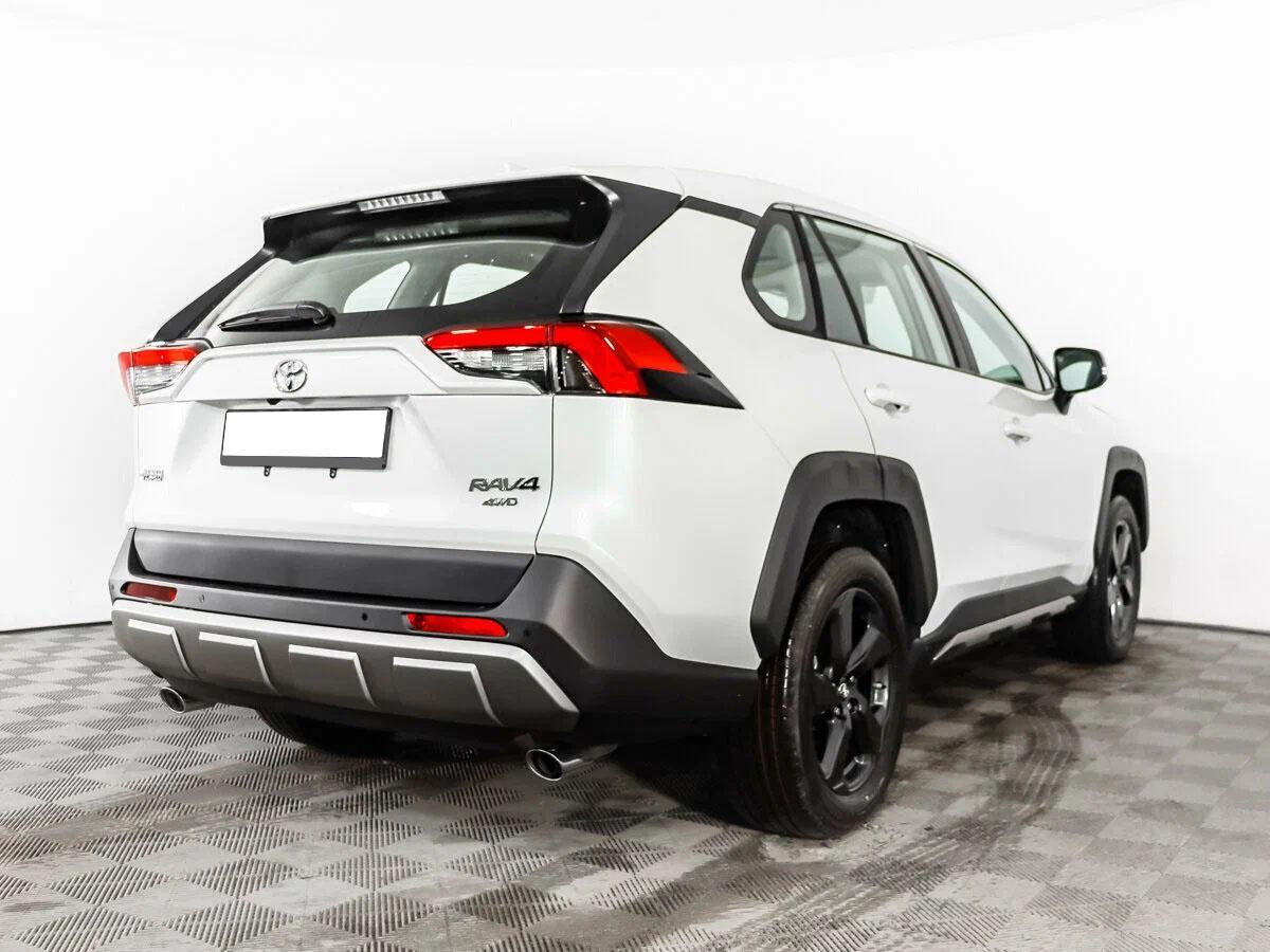 Toyota RAV4 2024, белый