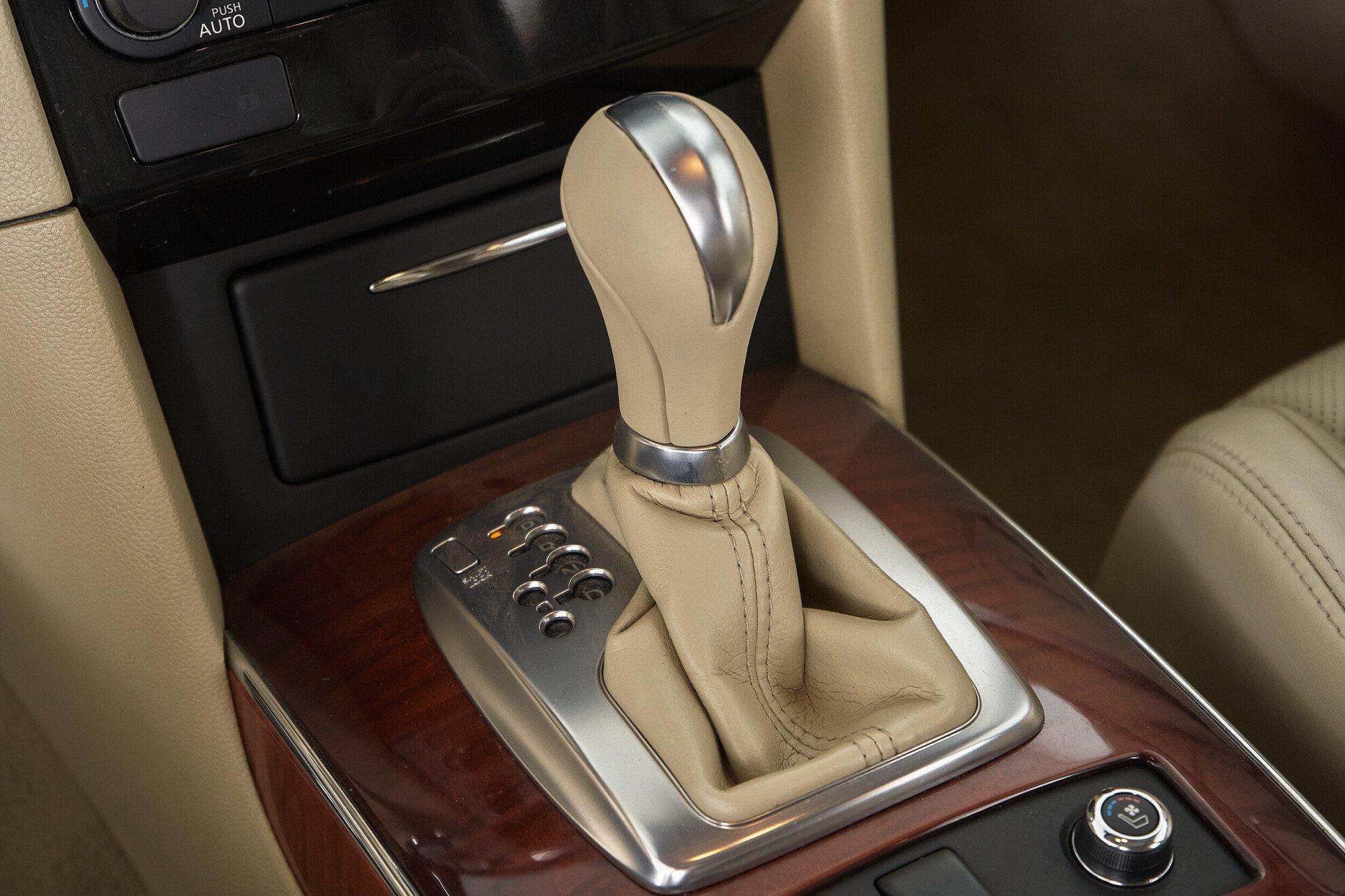 Infiniti FX 2013, черный