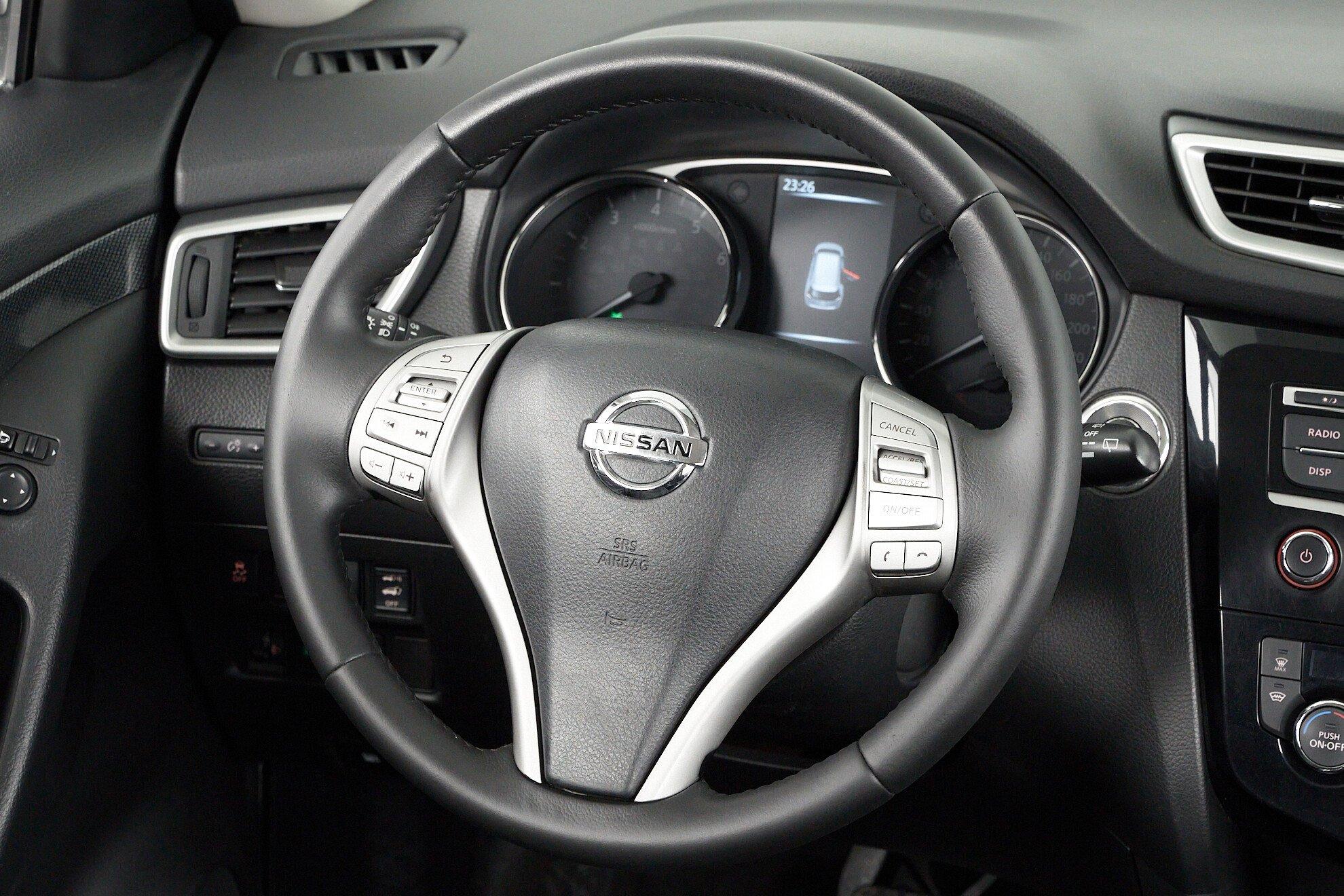 Nissan X-Trail 2015, черный