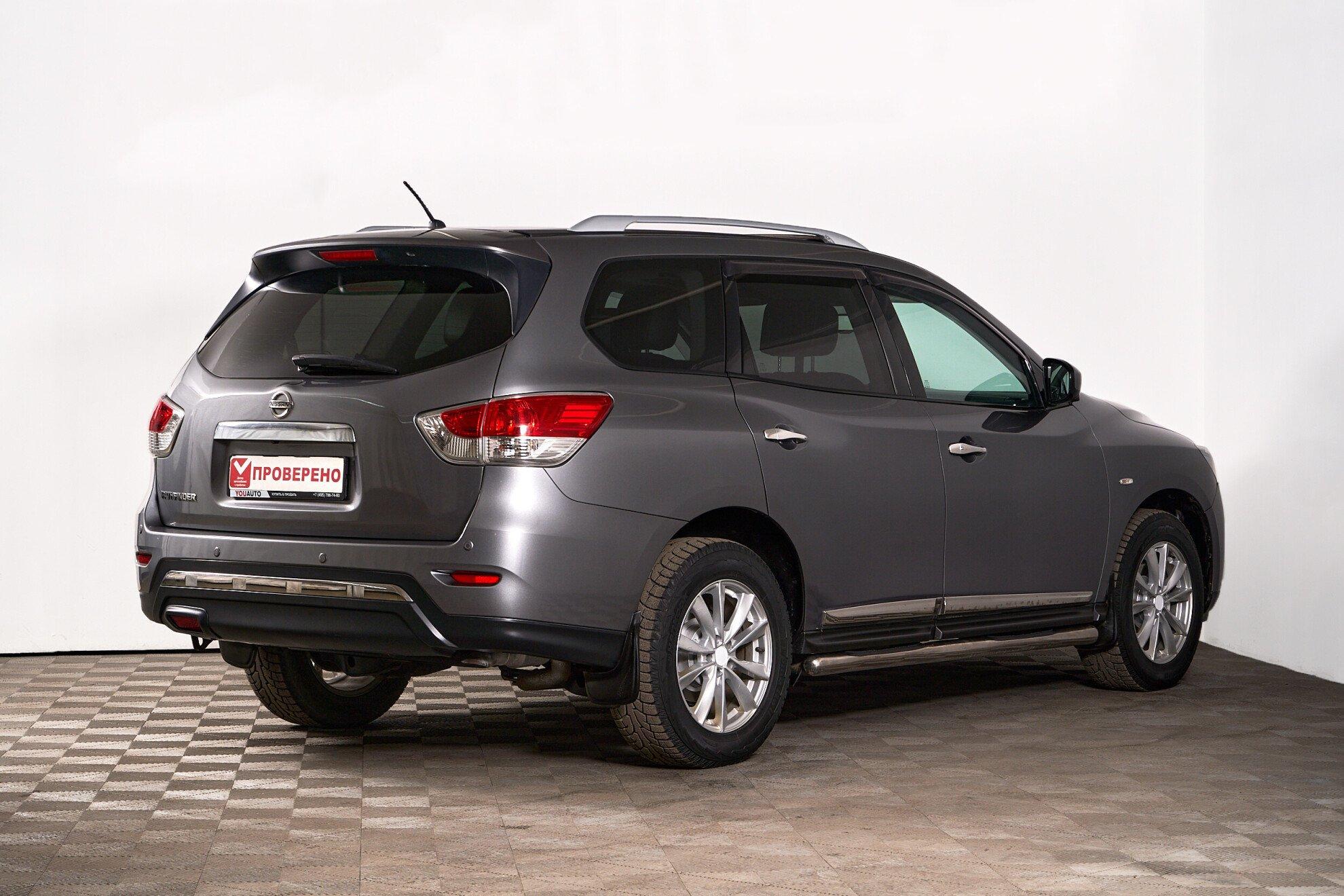 Nissan Pathfinder 2014, серый