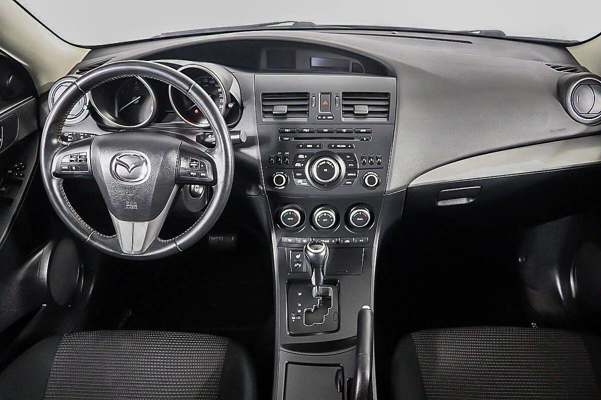 Mazda 3 2011, серый