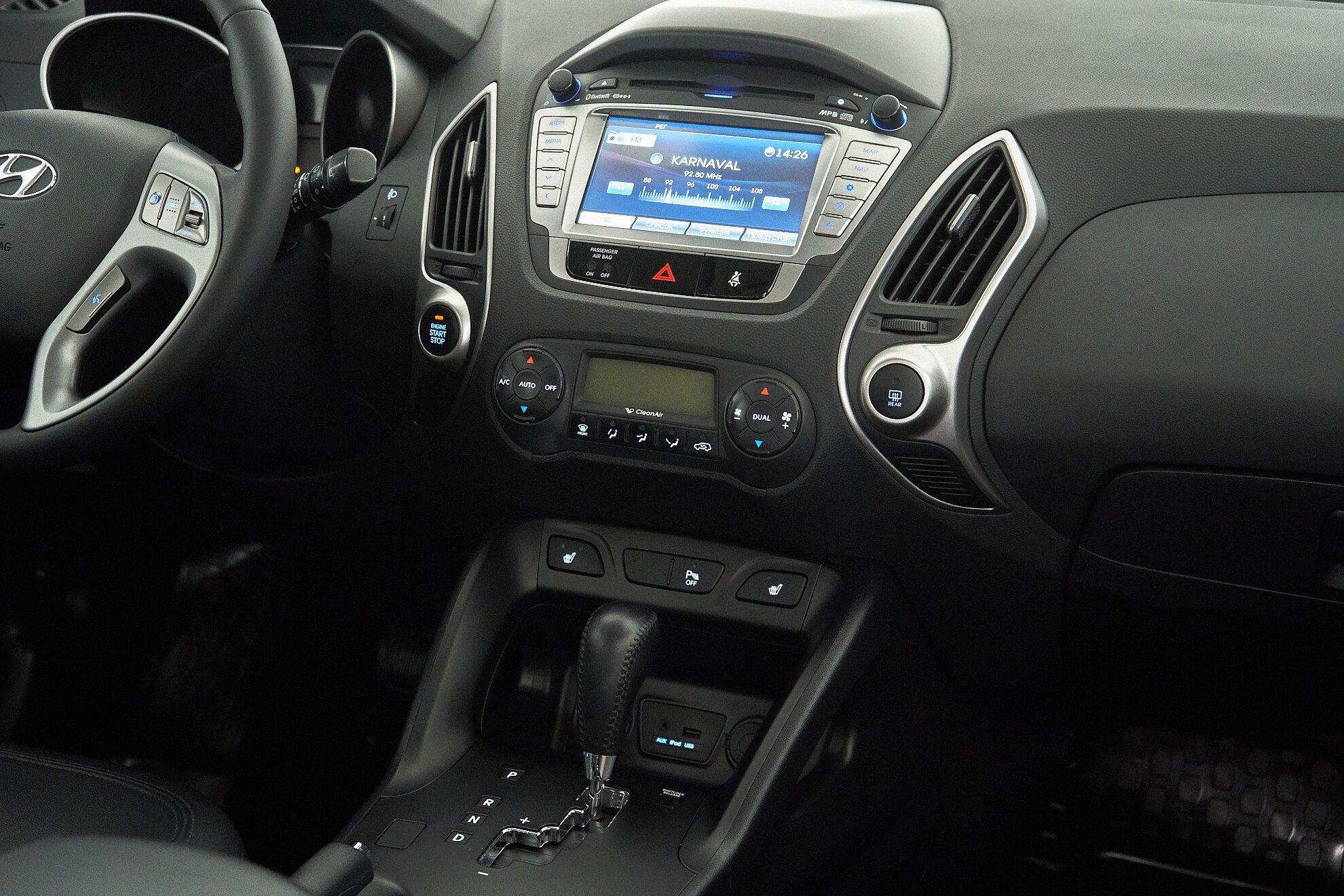 Hyundai ix35 2013, серебряный