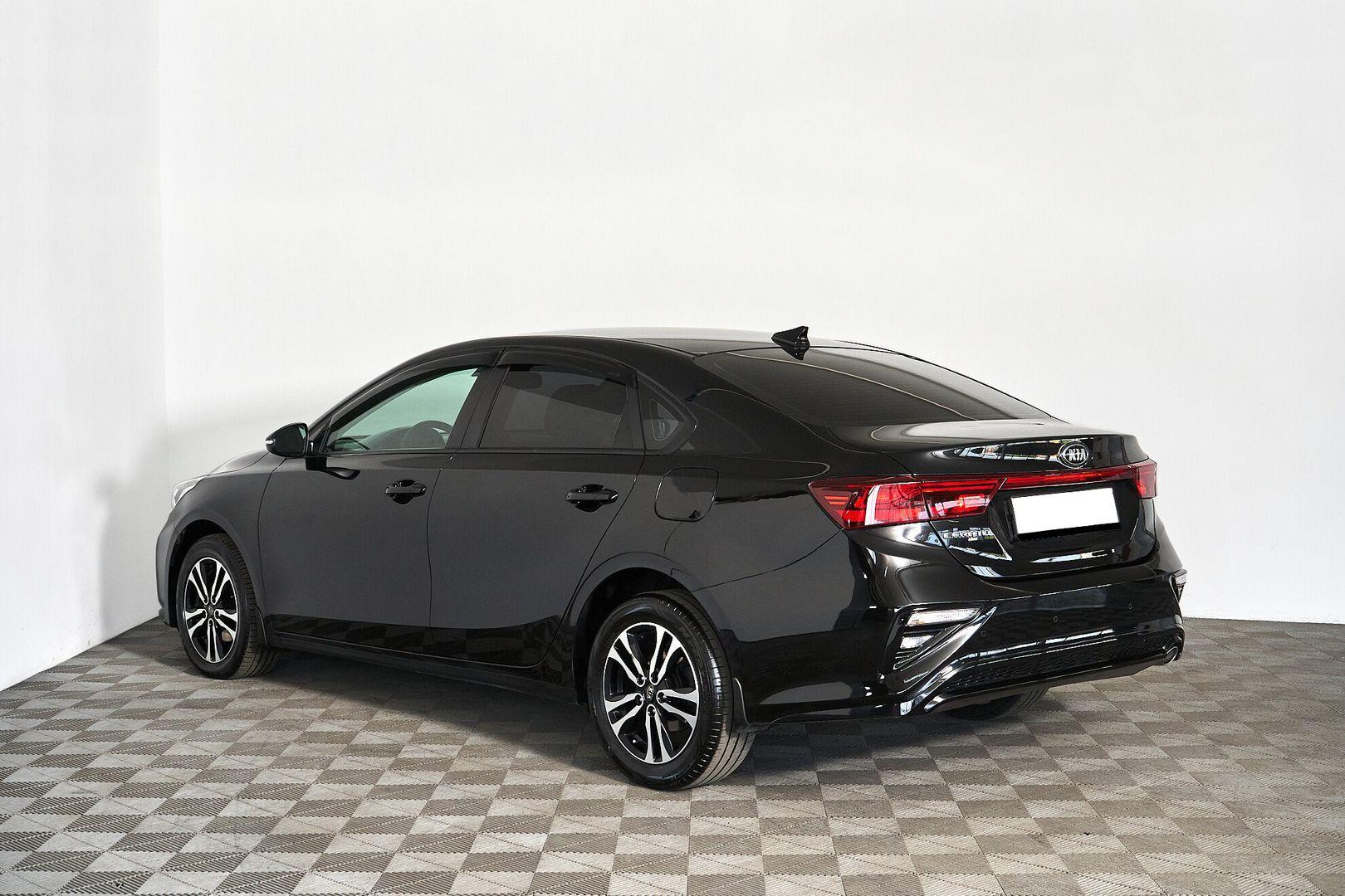 Kia Cerato 2018, черный