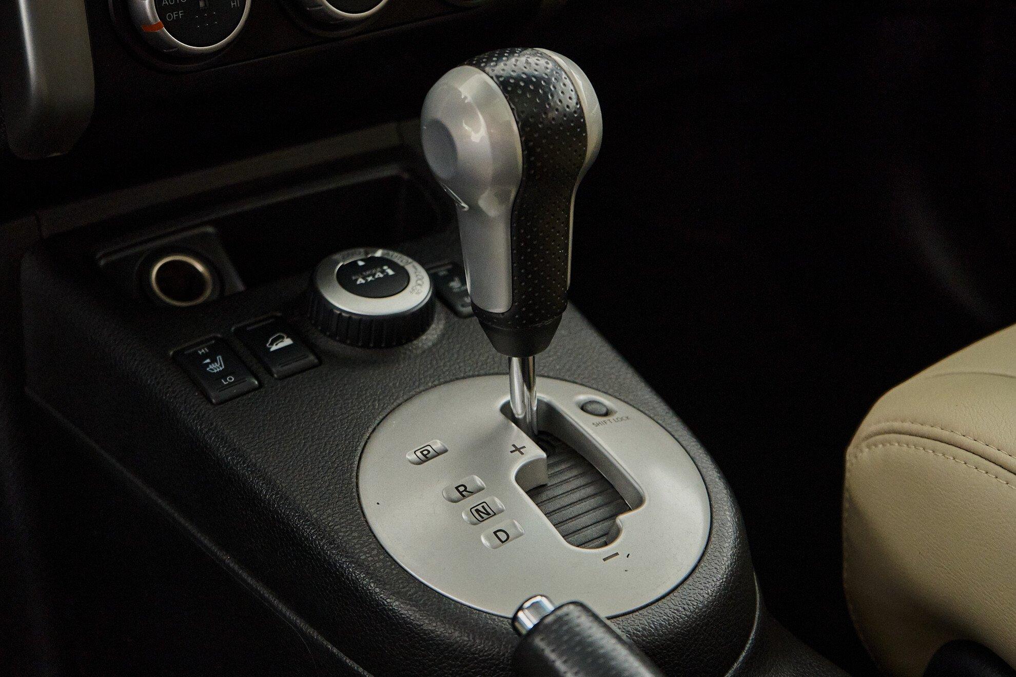 Nissan X-Trail 2013, черный