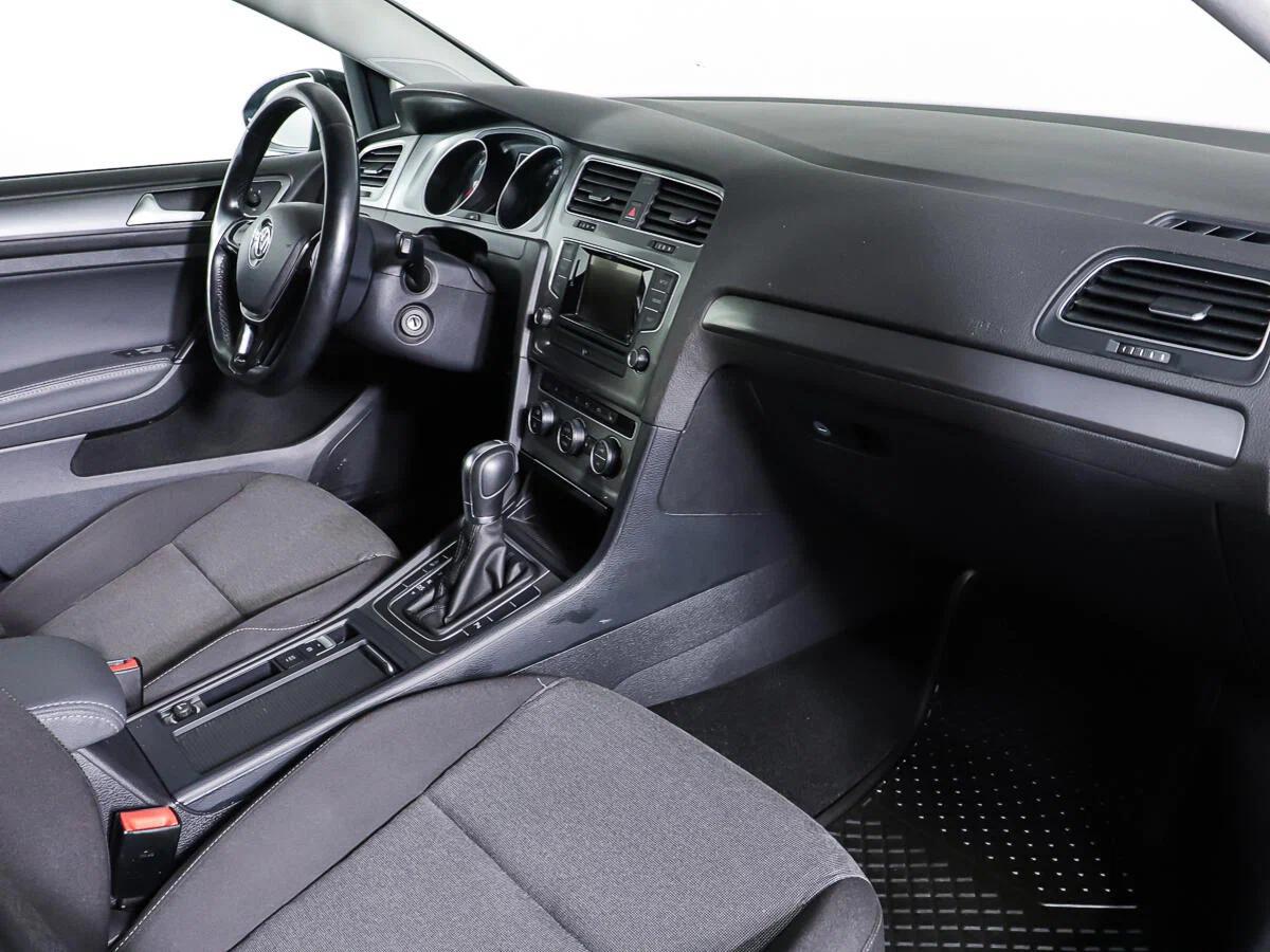 Volkswagen Golf 2014, черный