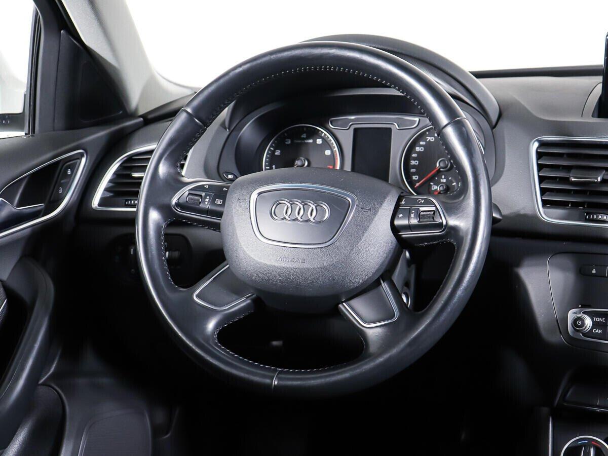 Audi Q3 2017, белый