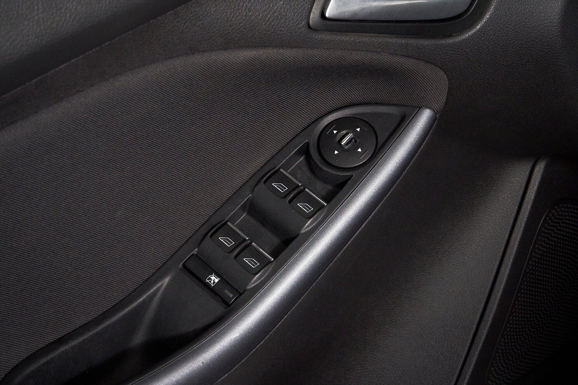 Ford Focus 2014, черный