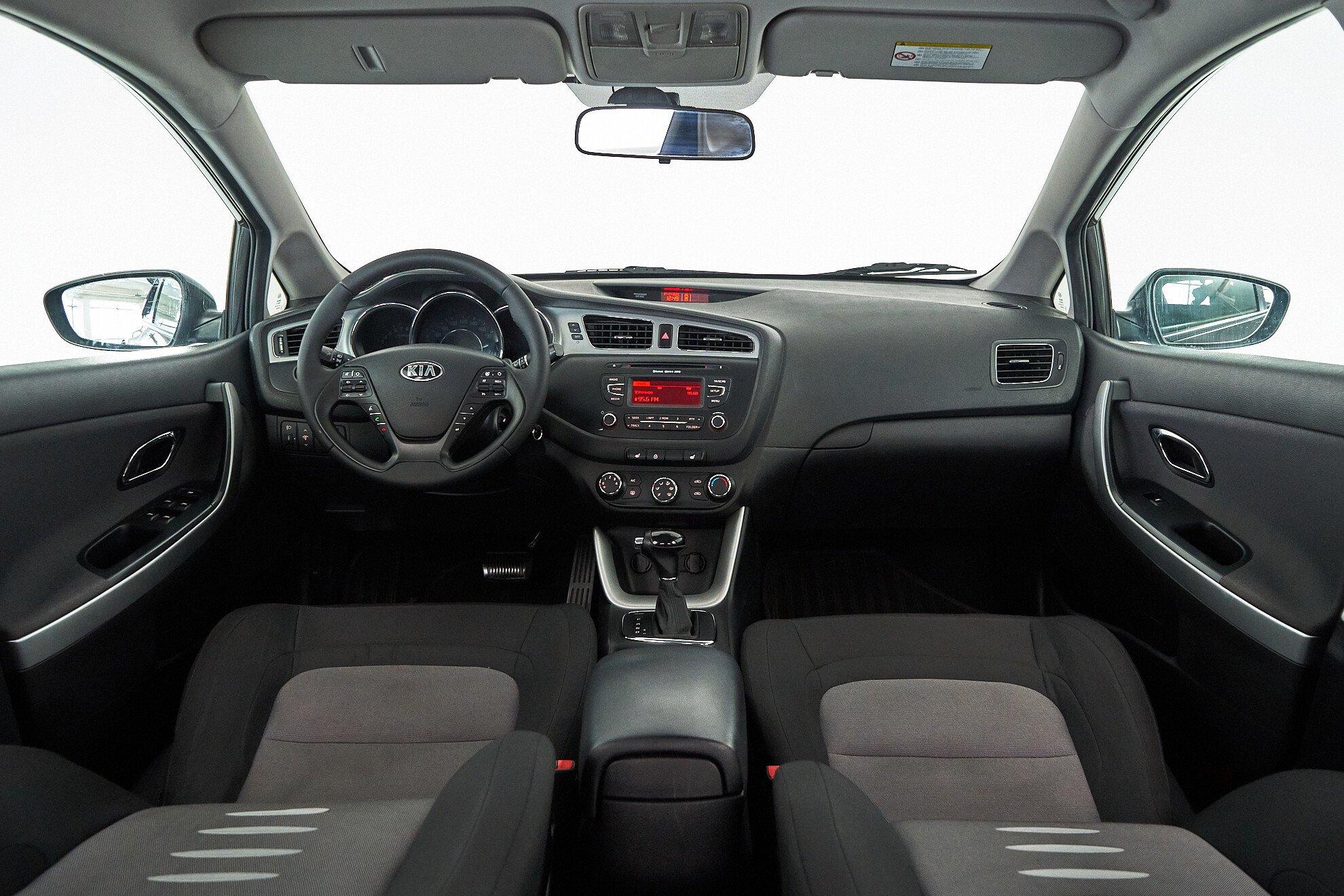 Kia Ceed 2014, черный
