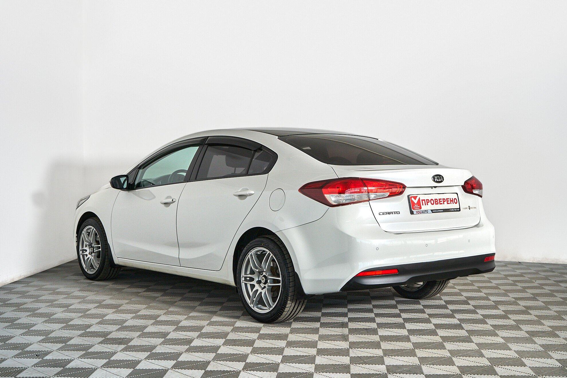 Kia Cerato 2016, белый