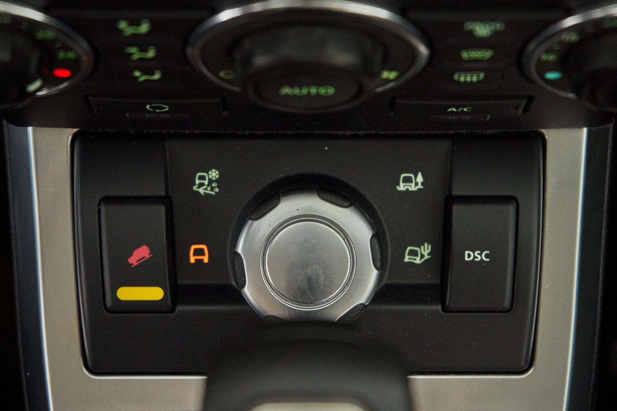Land Rover Freelander 2010, серый