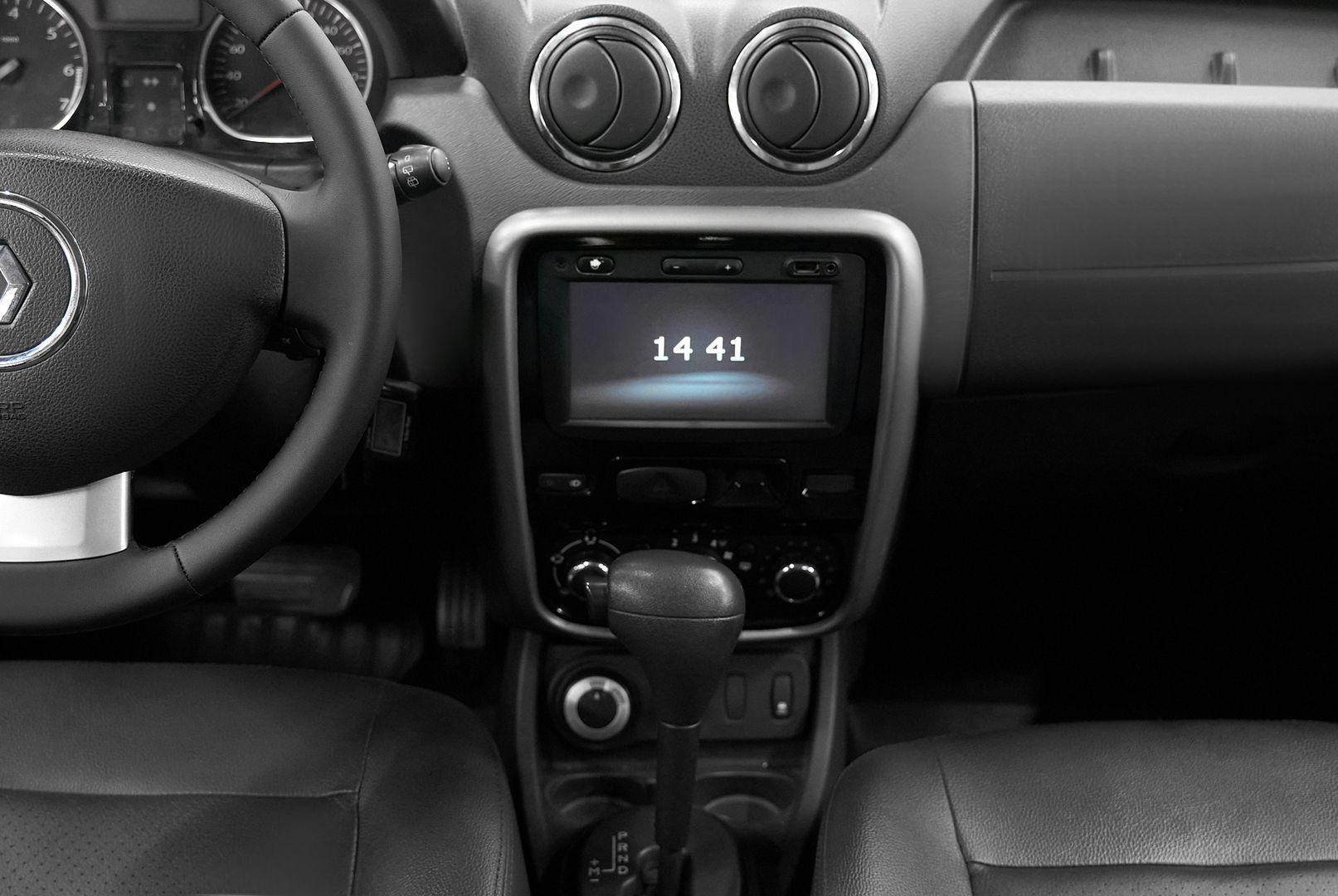 Renault Duster 2014, белый