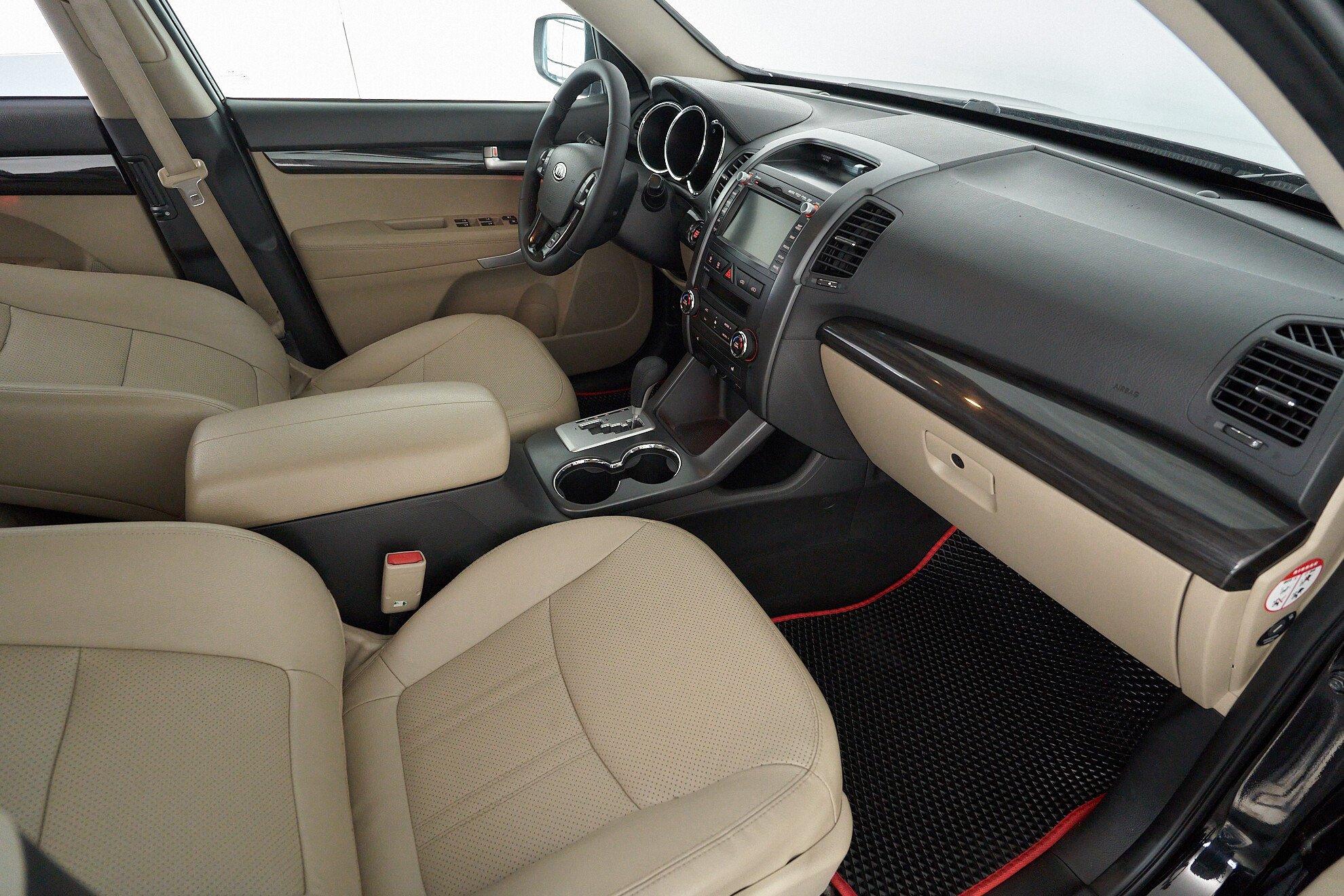 Kia Sorento 2011, черный
