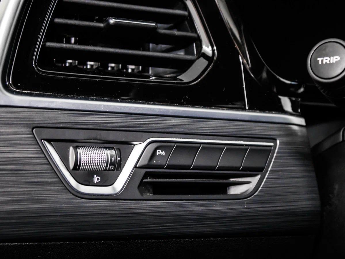 Geely Tugella 2024, серый