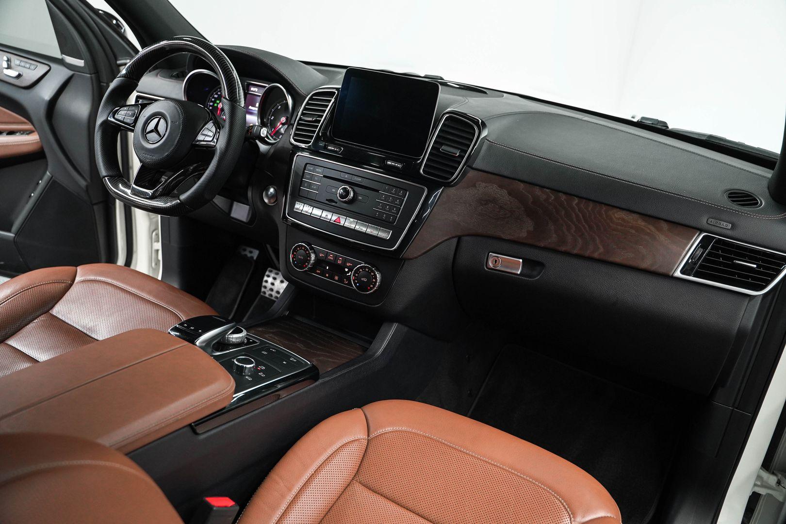 Mercedes-Benz GLS 2016, белый