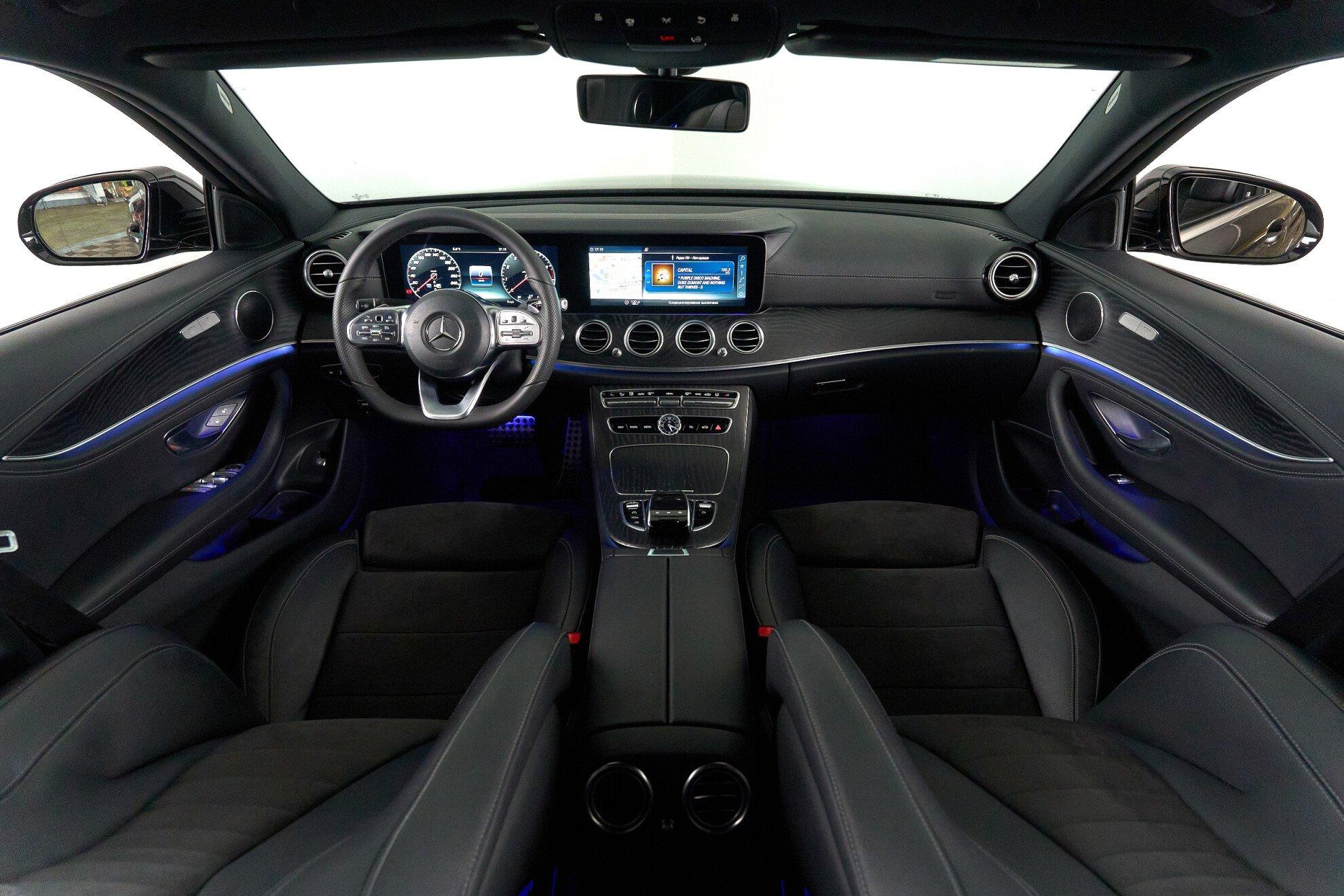 Mercedes-Benz E-Класс 2016, черный