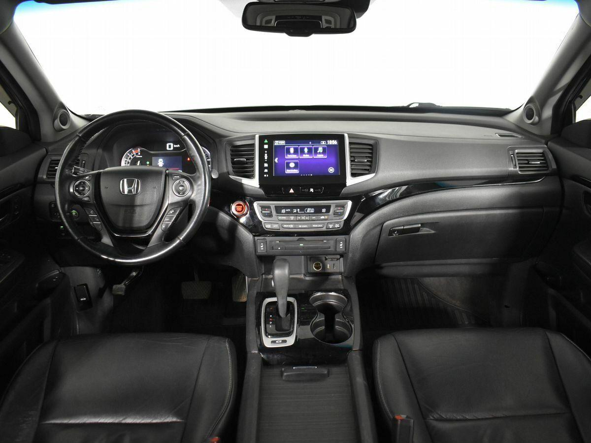 Honda Pilot 2017, красный
