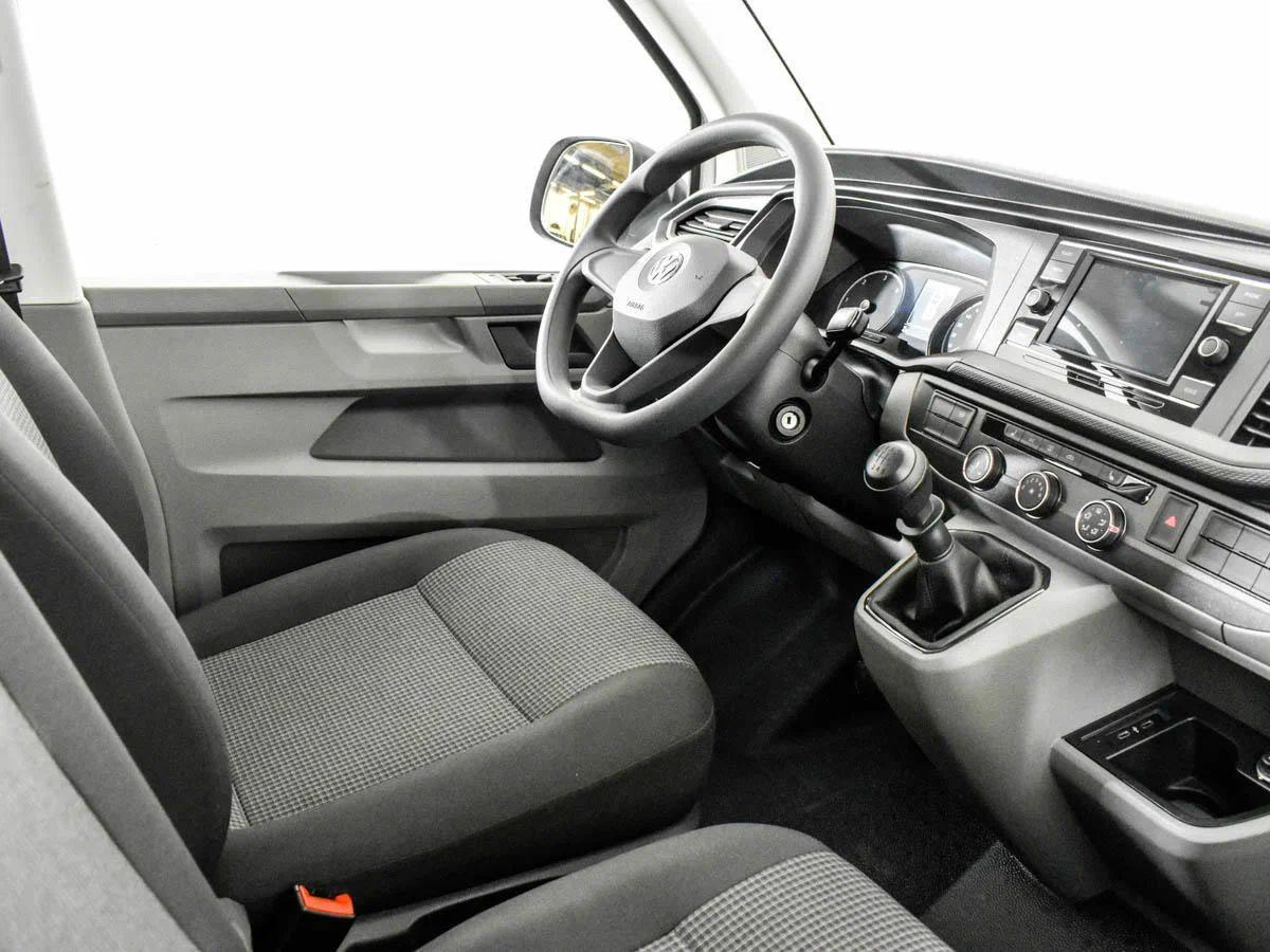 Volkswagen Transporter 2020, белый