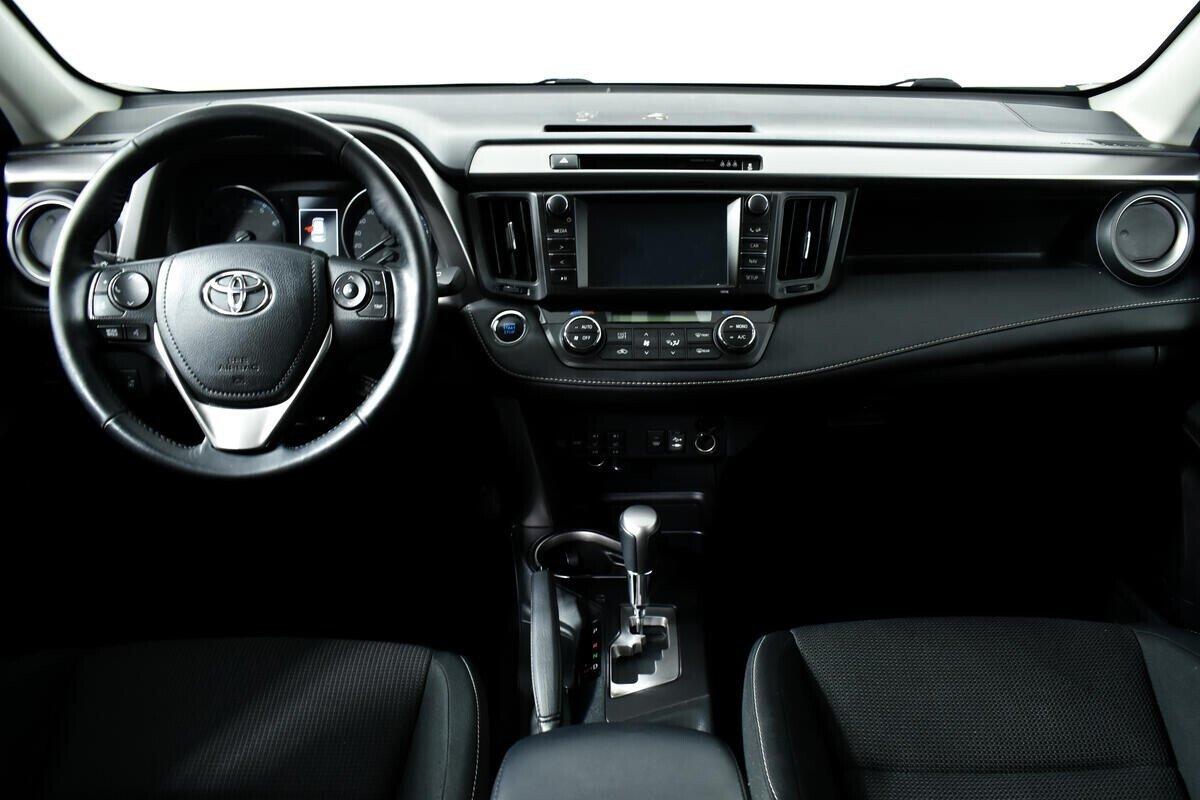 Toyota RAV4 2019, черный