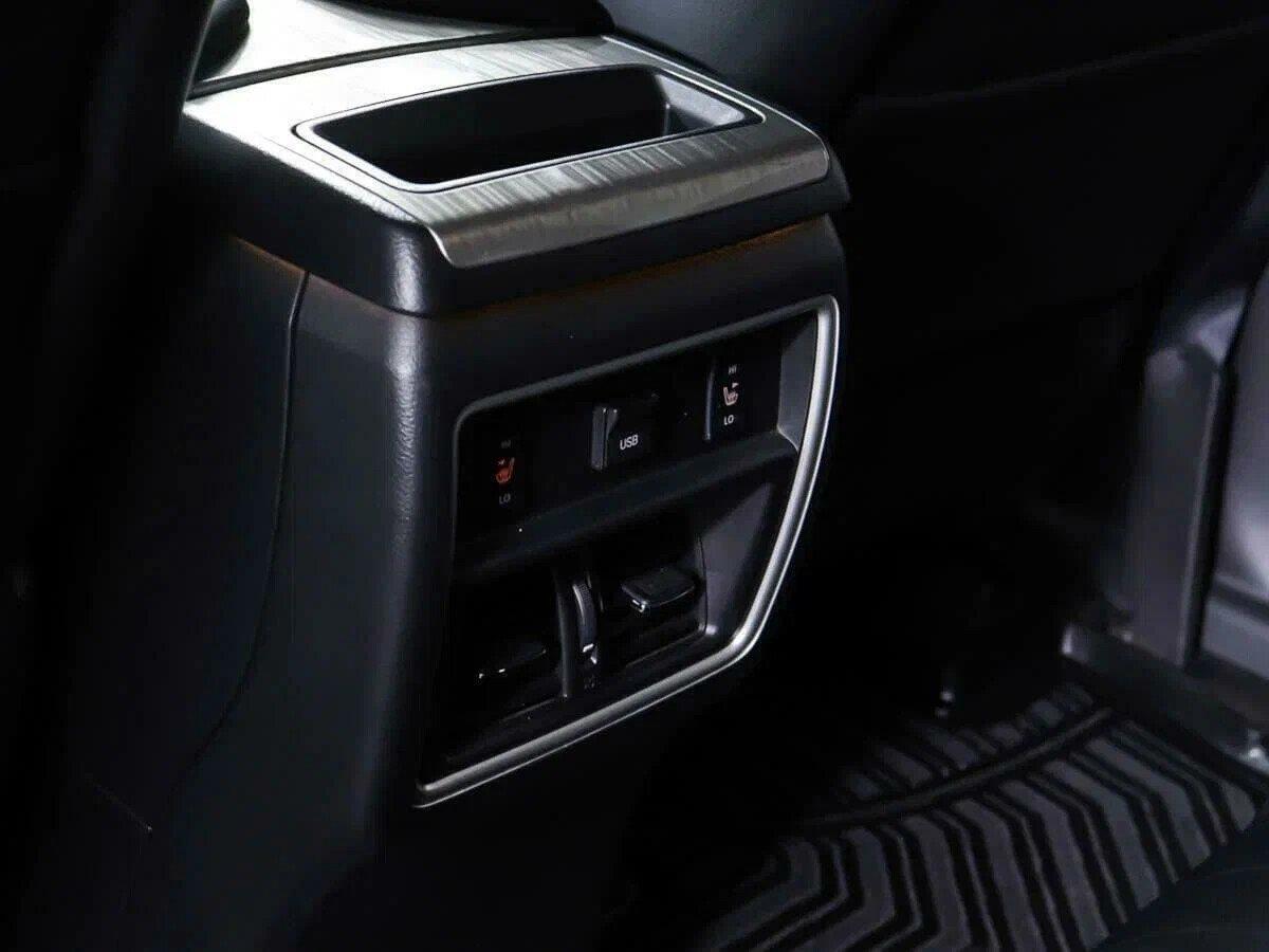 Nissan Murano 2018, серый